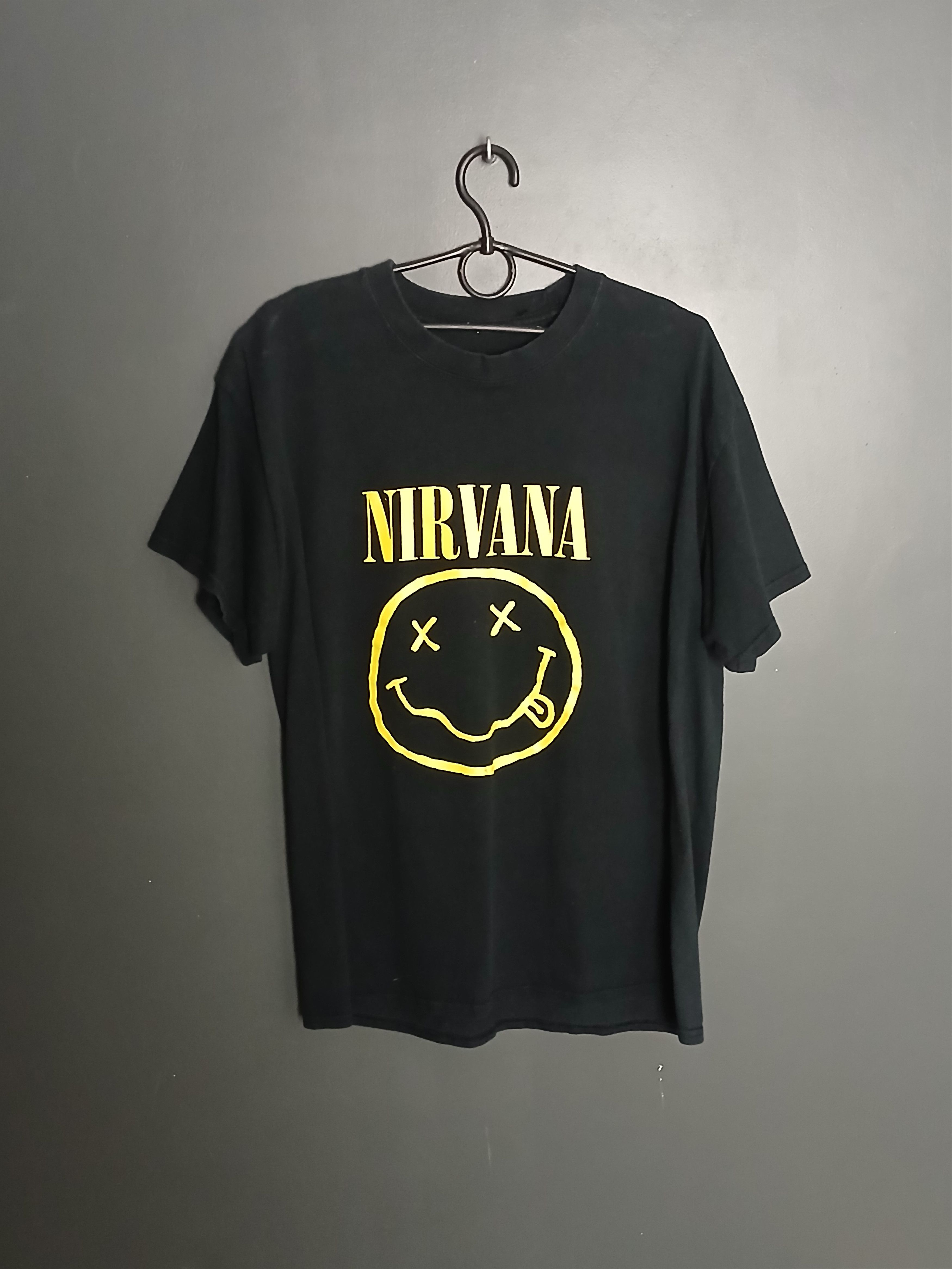 Band Tees × Nirvana Nirvana Kurt Cobain Smile T-Shirt Size US M / EU 48-50 / 2 - 1 Thumbnail