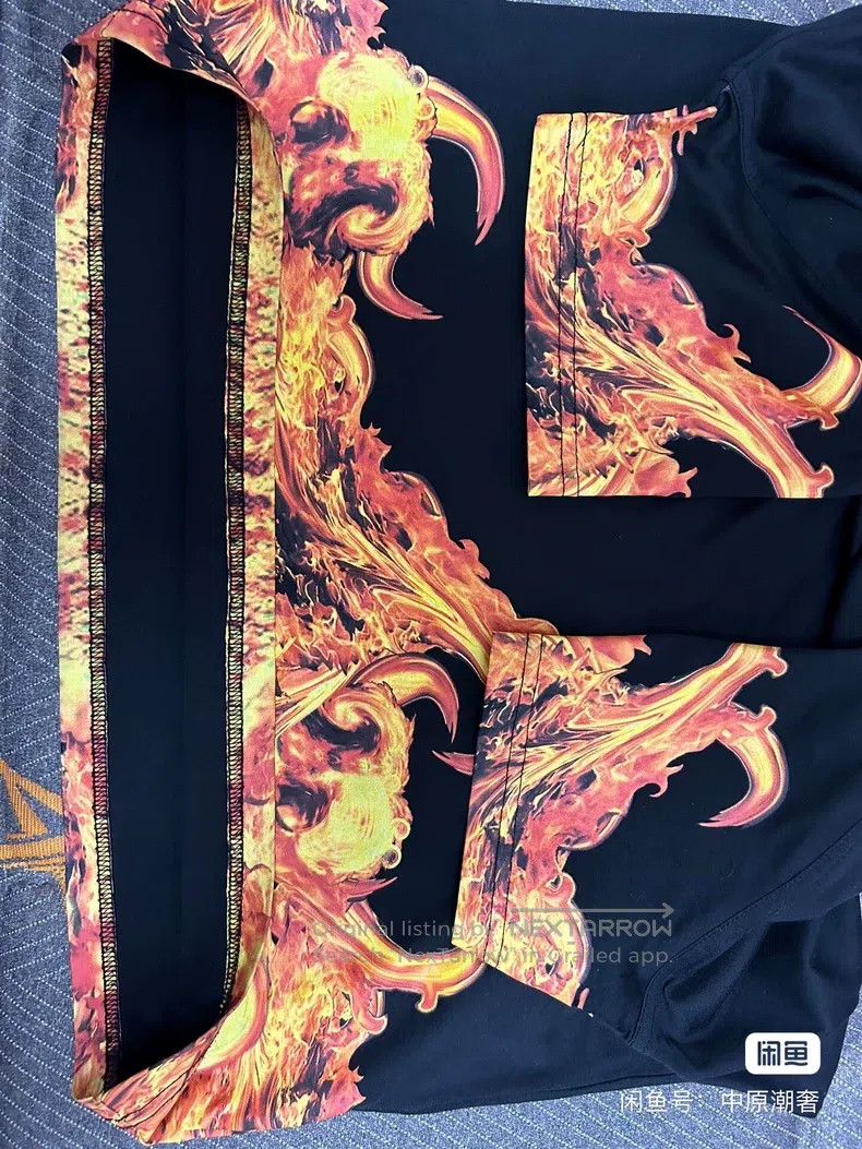 Other Givenchy Flame Short Sleeve S, No Accessories Size US S / EU 44-46 / 1 - 7 Thumbnail
