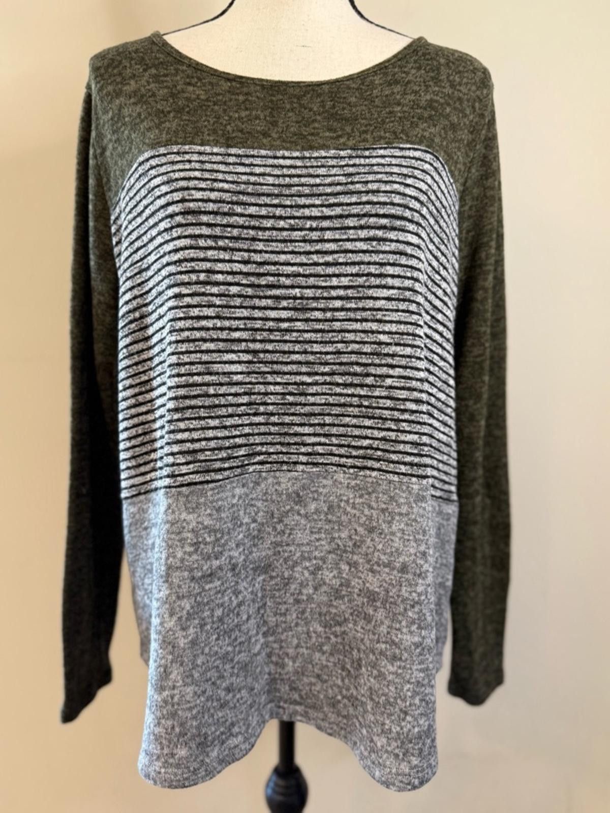 Other mts gray striped color block lightweight sweater SZ M Size M / US 6-8 / IT 42-44 - 1 Thumbnail
