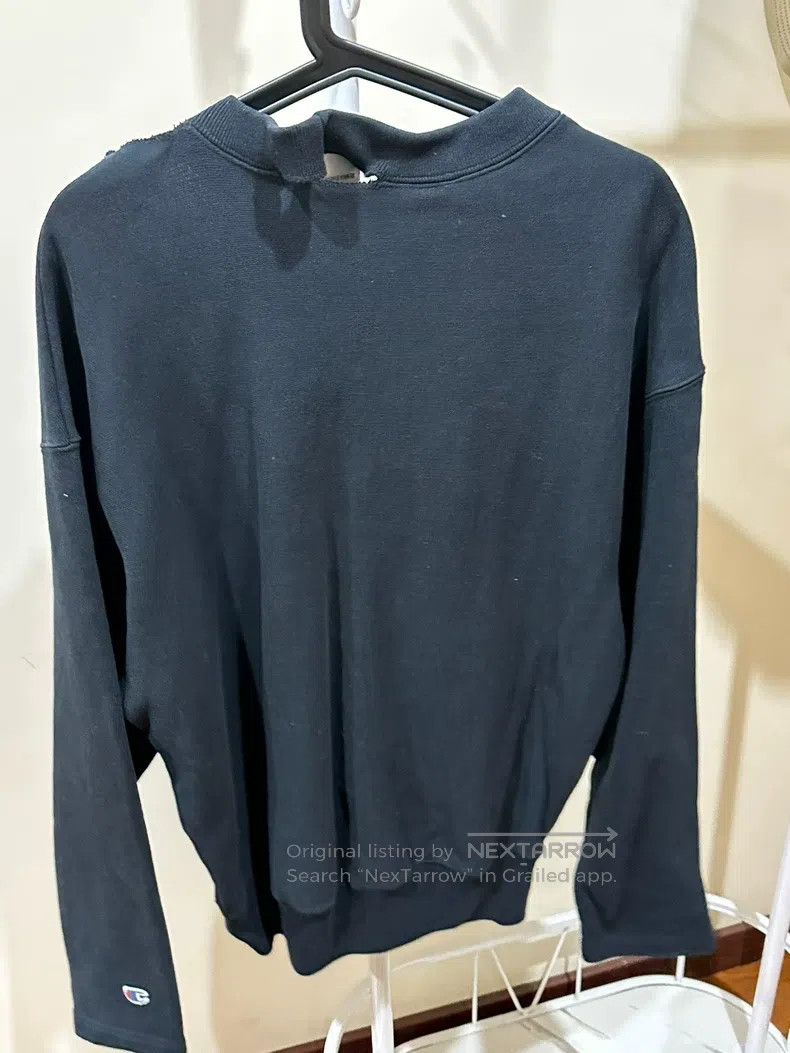Vetements Vetements Sweatshirt with Off-the-Shoulder Design Size US XS / EU 42 / 0 - 2 Thumbnail