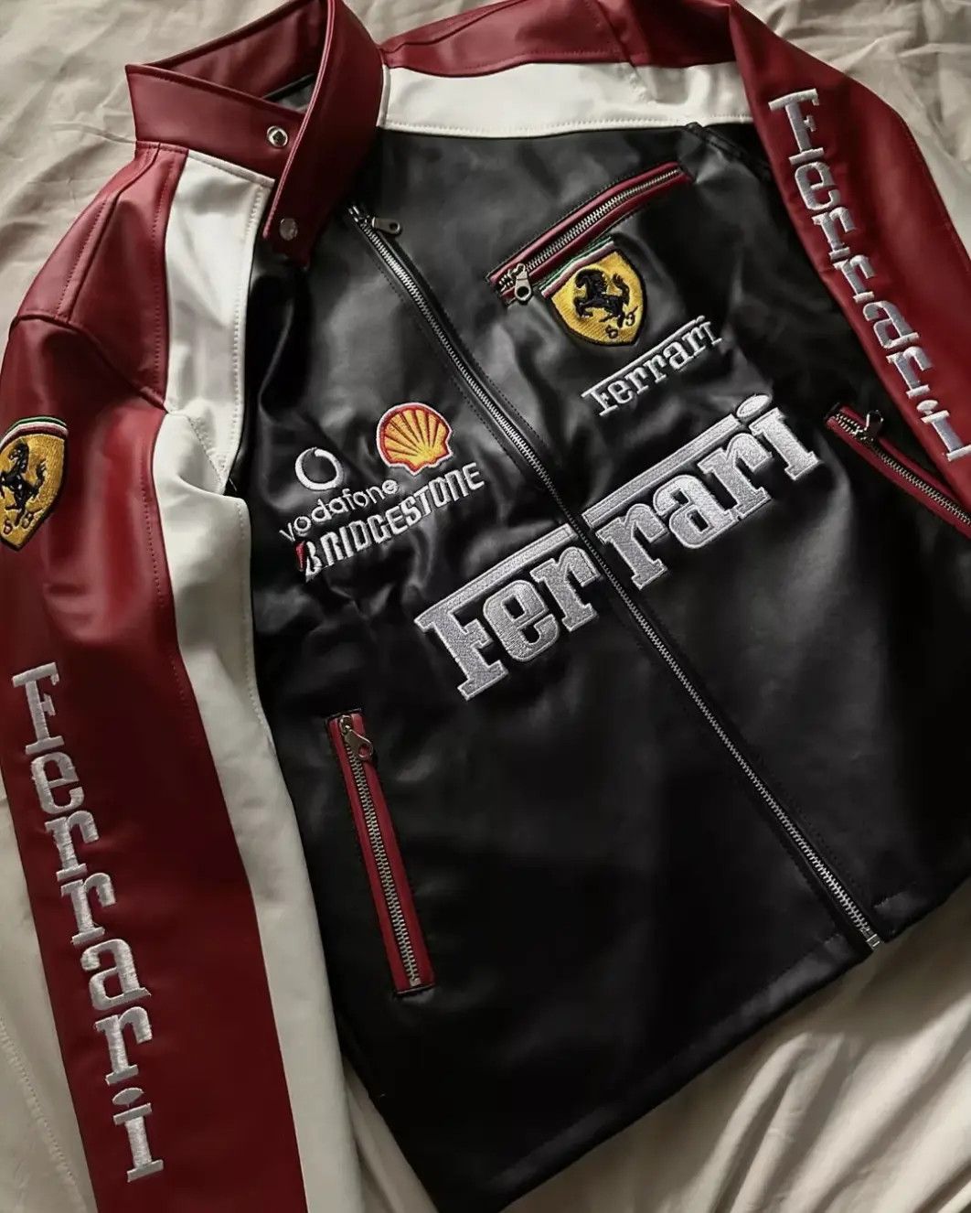 Ferrari Two Vintage Ferrari F1 Racing Leather Jacket Formula 1 one Size US S / EU 44-46 / 1 - 7 Thumbnail