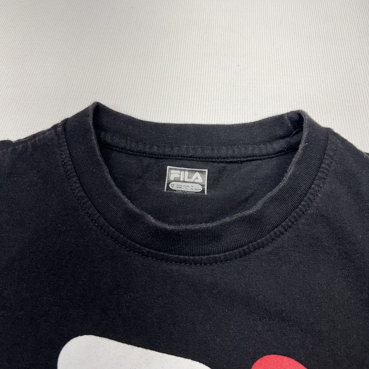 Fila Fila Logo Tee Shirt Black Graphic Print Vertical Athletic Size US M / EU 48-50 / 2 - 2 Thumbnail
