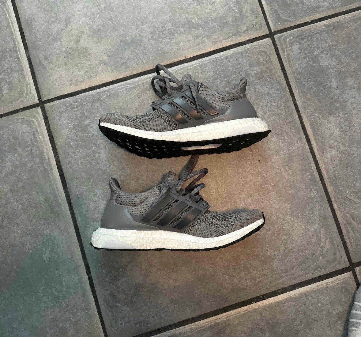 Adidas Wolf Grey ultra boost 1.0 Size US 8.5 / EU 41-42 - 2 Thumbnail