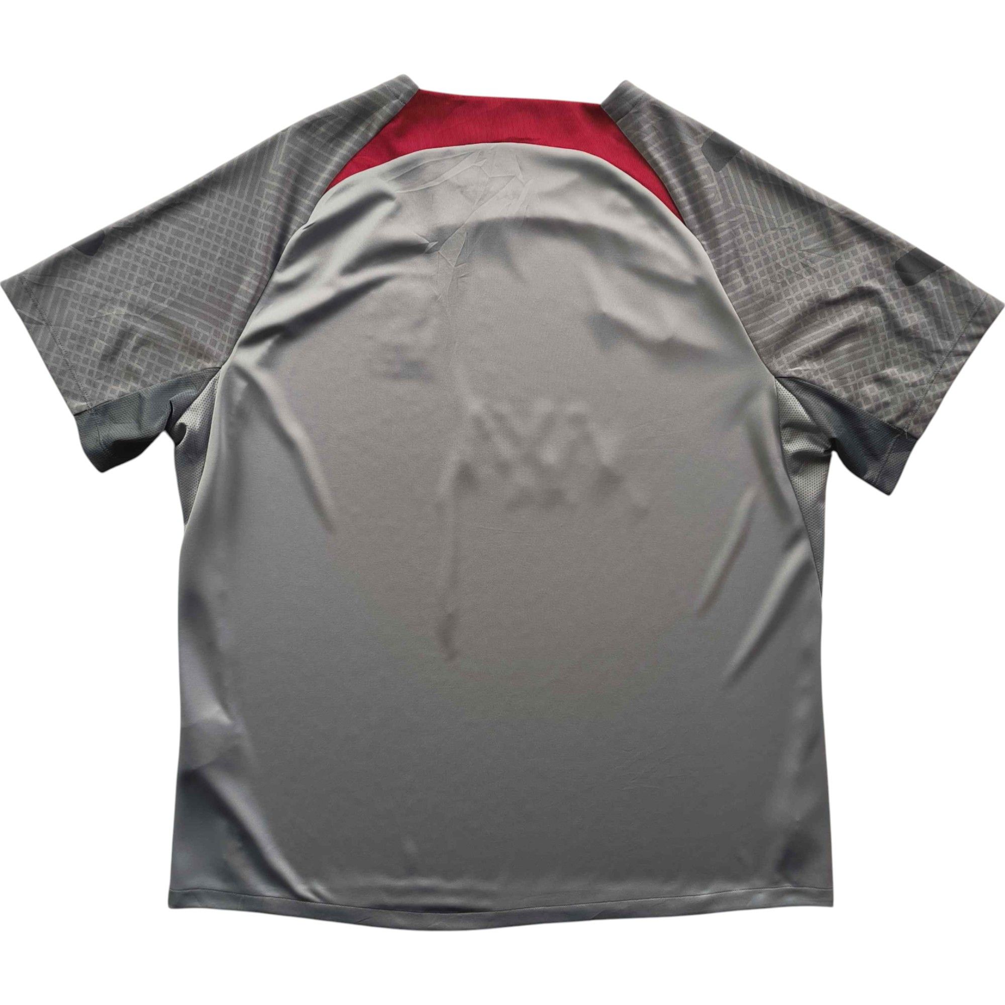 Nike Liverpool 22-23 Nike training football jersey shirt size XXL Size US XXL / EU 58 / 5 - 2 Thumbnail