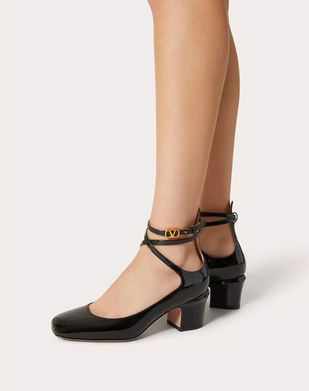 Valentino o1s1wg110426 Tan-Go Patent Leather 70mm Pumps in Black Size US 6 / IT 36 - 6 Thumbnail