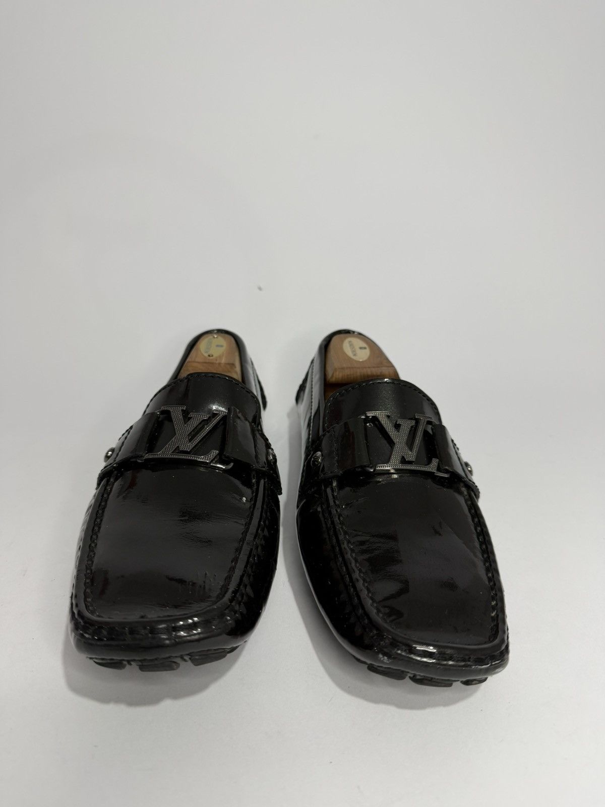 Louis Vuitton Louis Vuitton Black Patent Leather Monte Carlo Loafers Size US 9 / EU 42 - 2 Thumbnail