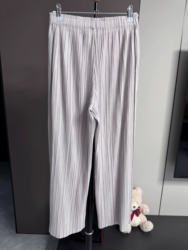 Issey Miyake Issey Miyake size:5 White pleated pants Size 42" / US 20 - 3 Thumbnail