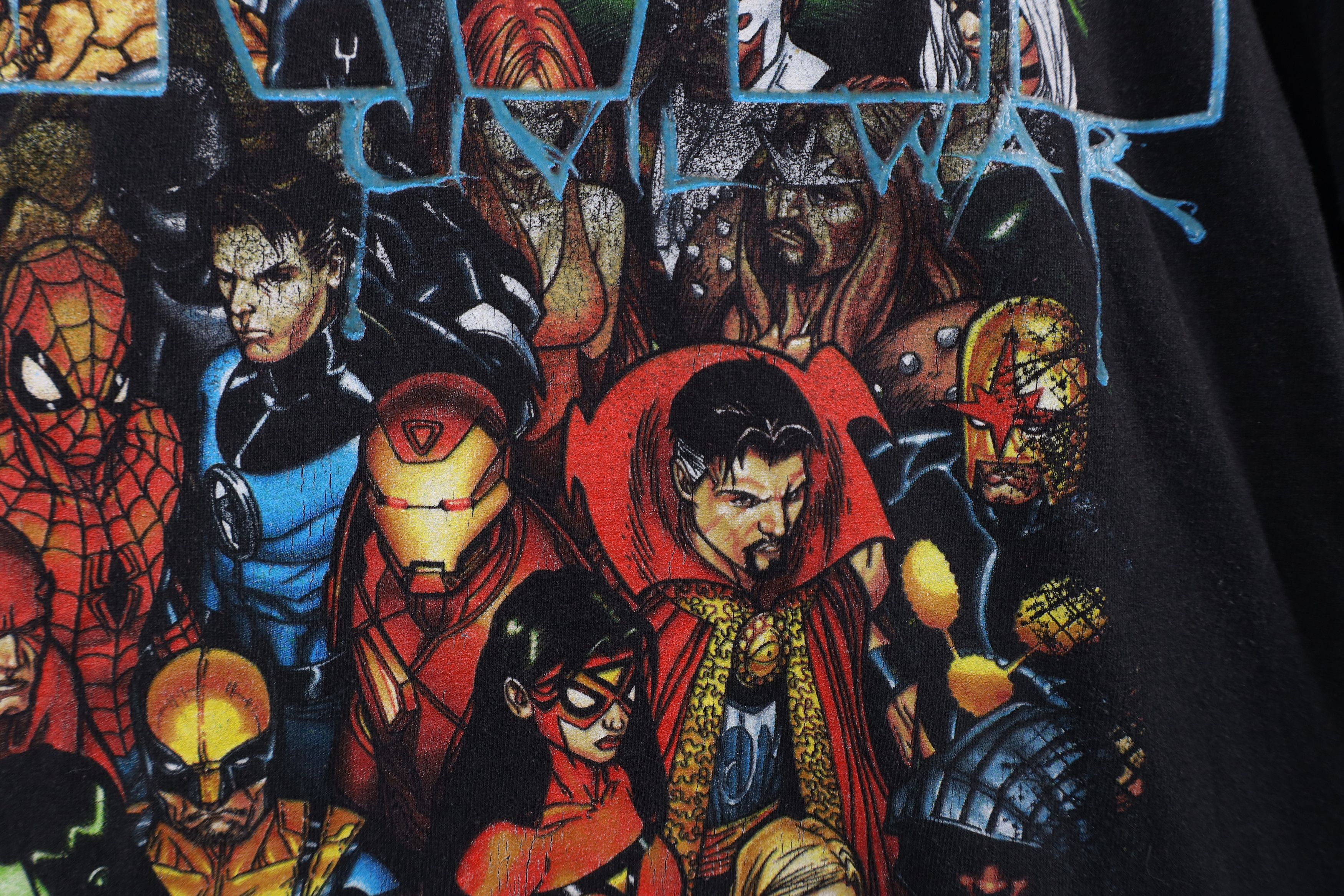 Vintage Vintage Marvel Comics Civil War Spell Out Super Hero T-Shirt Size US XXL / EU 58 / 5 - 8 Thumbnail