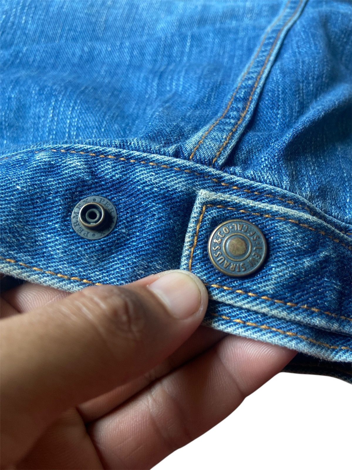 Levi's Vintage Clothing Vintage Levis 90s Small e Size US XS / EU 42 / 0 - 8 Thumbnail