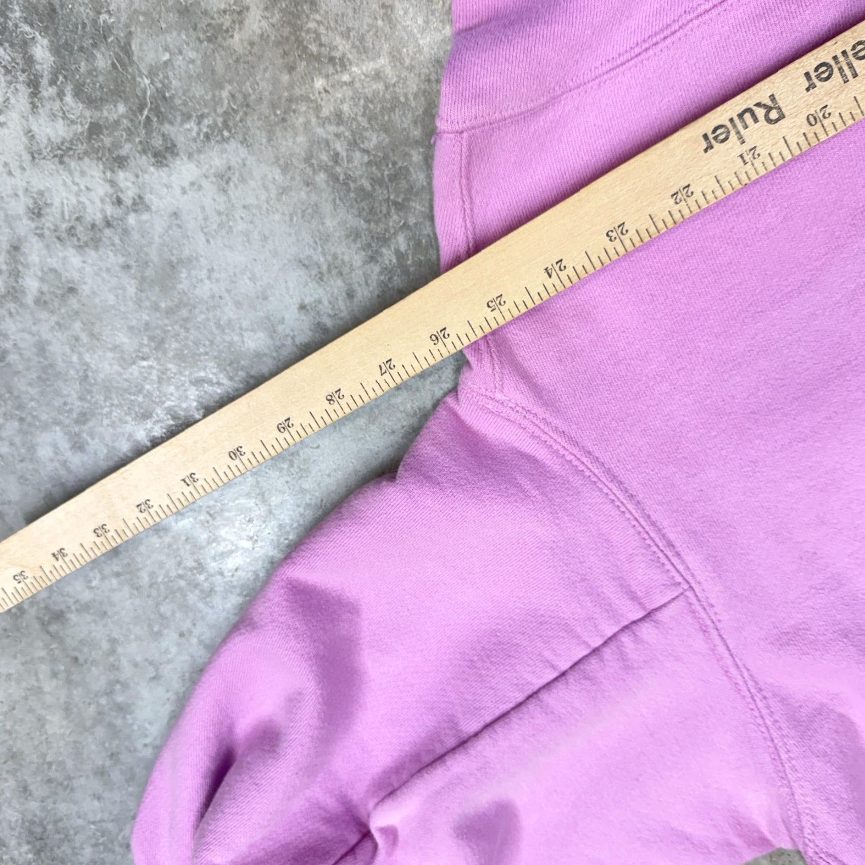 Champion VINTAGE Champion Hoodie Mens Small Pink Reverse Weave Pullover Fleece Logo Sweatshirt Size US S / EU 44-46 / 1 - 7 Thumbnail