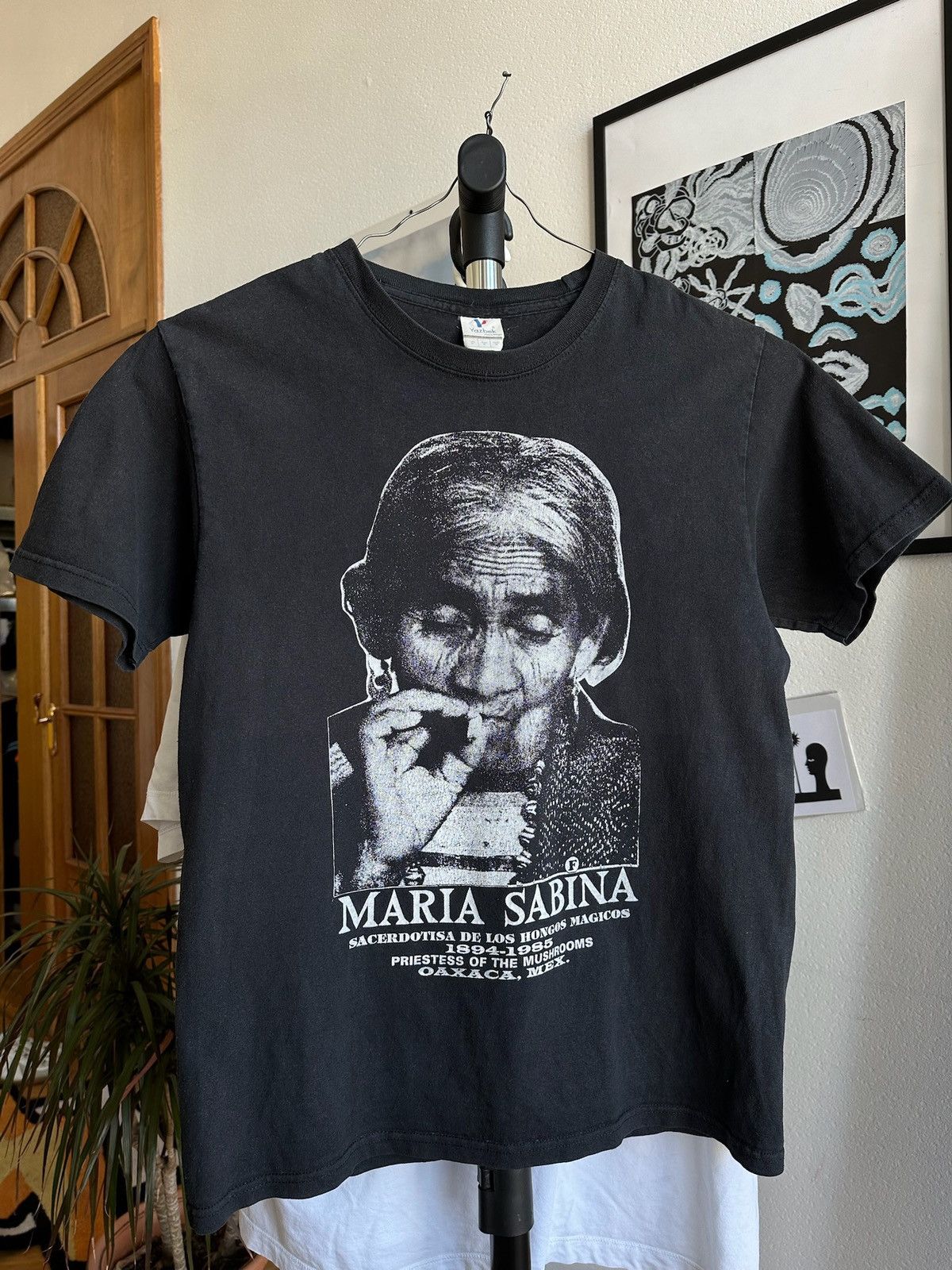 Vintage Vintage Maria Sabina Smoking Mushroom Short Sleeve Rap Tees Size US M / EU 48-50 / 2 - 1 Thumbnail