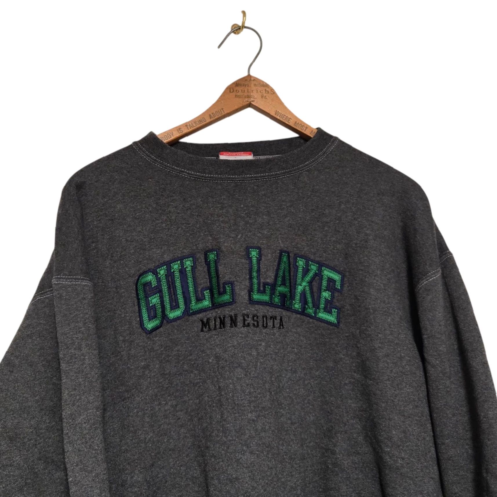 Champion VINTAGE Champion Sweatshirt Crewneck Gray Minnesota Gull Lake Adult L Size US L / EU 52-54 / 3 - 3 Thumbnail