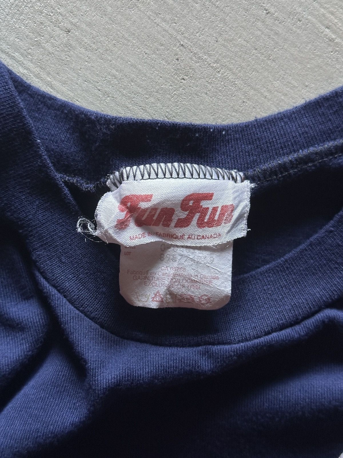 Vintage vintage made in canada varsity navy boxy cropped tshirt Size US XL / EU 56 / 4 - 4 Thumbnail