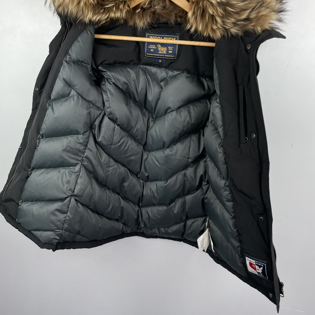 Woolrich Woolen Mills Woolrich Women’s Arctic Parka with Real Fur Trim & Belt Size M / US 6-8 / IT 42-44 - 7 Thumbnail