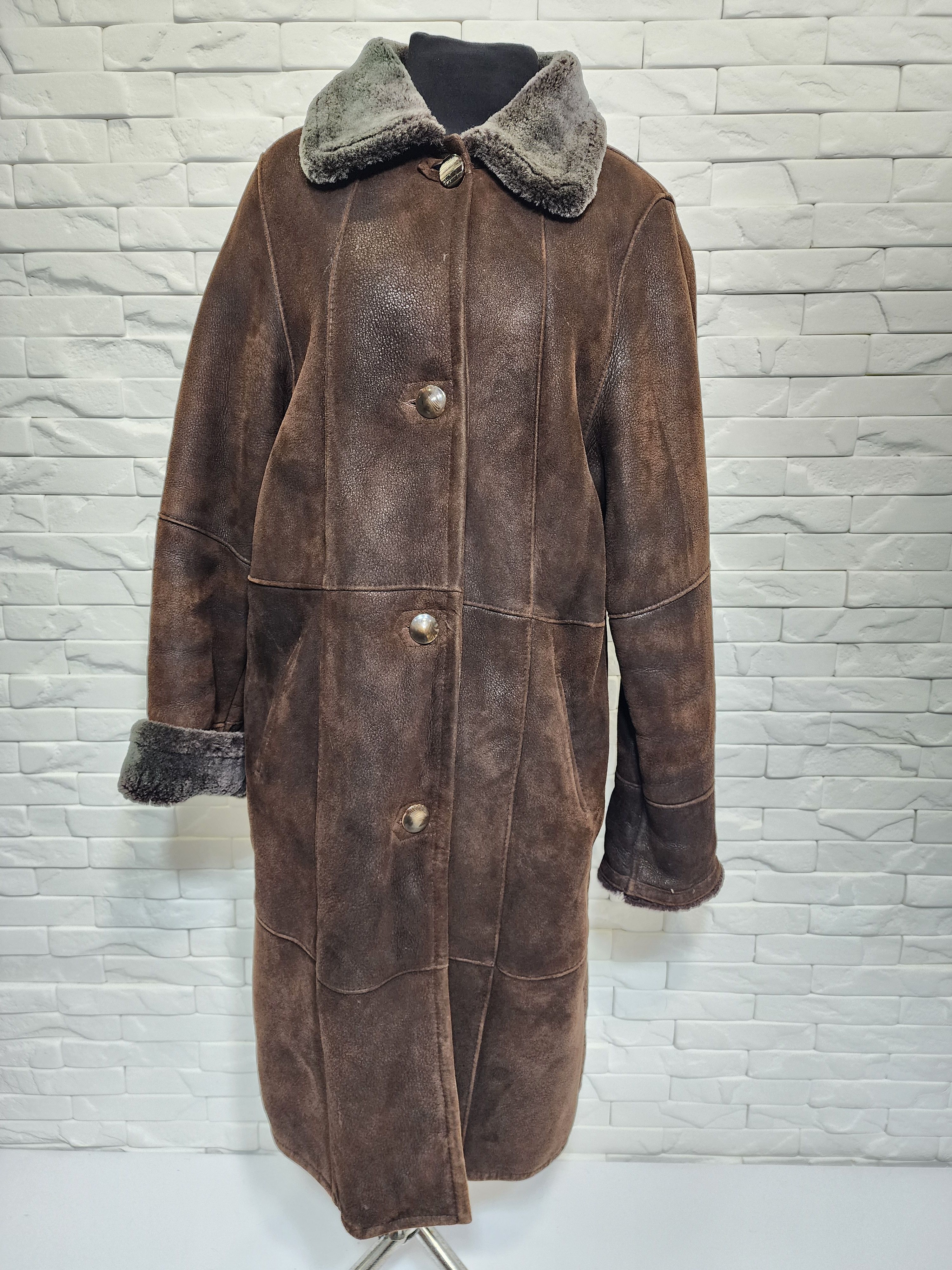 Genuine Leather Brown Sheepskin Coat: Women's Genuine Fur Winter Coat Size XL / US 12-14 / IT 48-50 - 1 Thumbnail