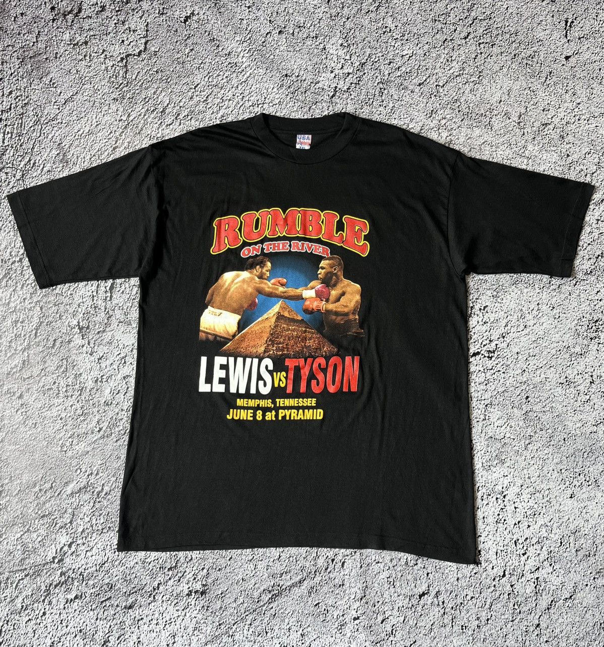 Vintage Vintage Mike Tyson vs Lennox Lewis Rumble T Shirt Size XXL Size US XXL / EU 58 / 5 - 1 Thumbnail