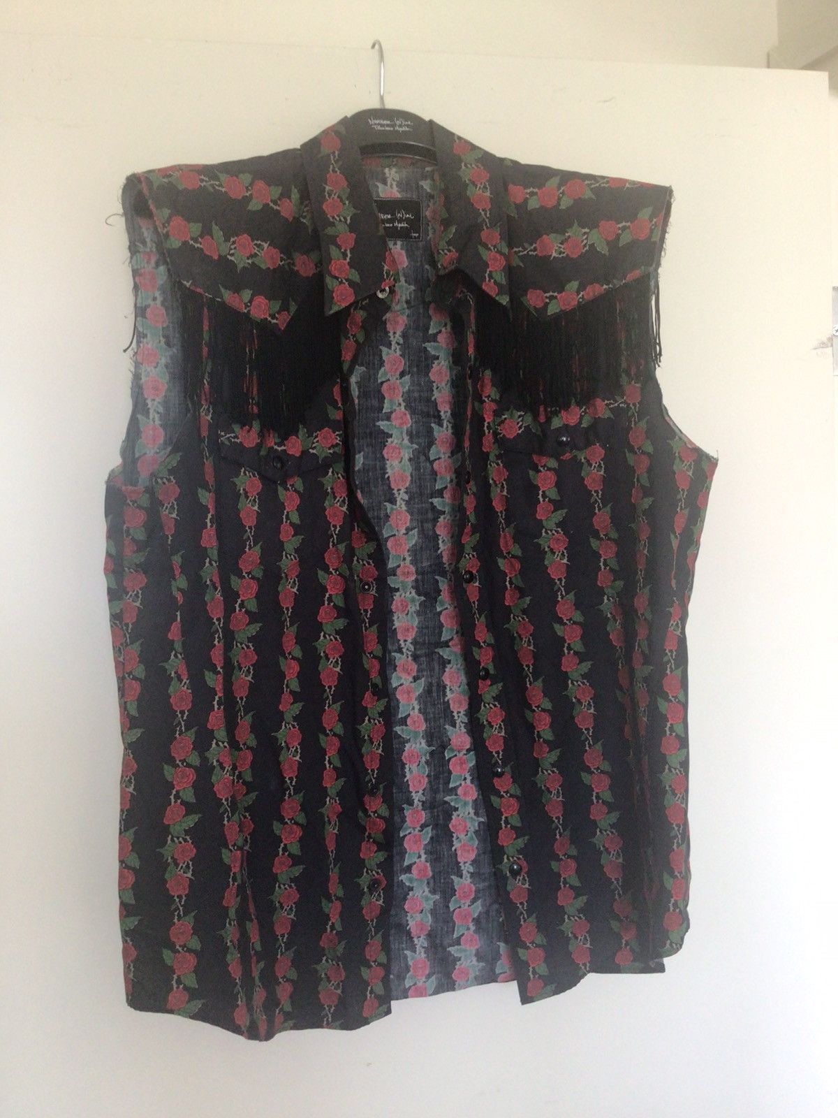 Number (N)ine N(N) Sleeveless, cowboy shirt with roses, fringe, 2 pockets Size US M / EU 48-50 / 2 - 11 Thumbnail