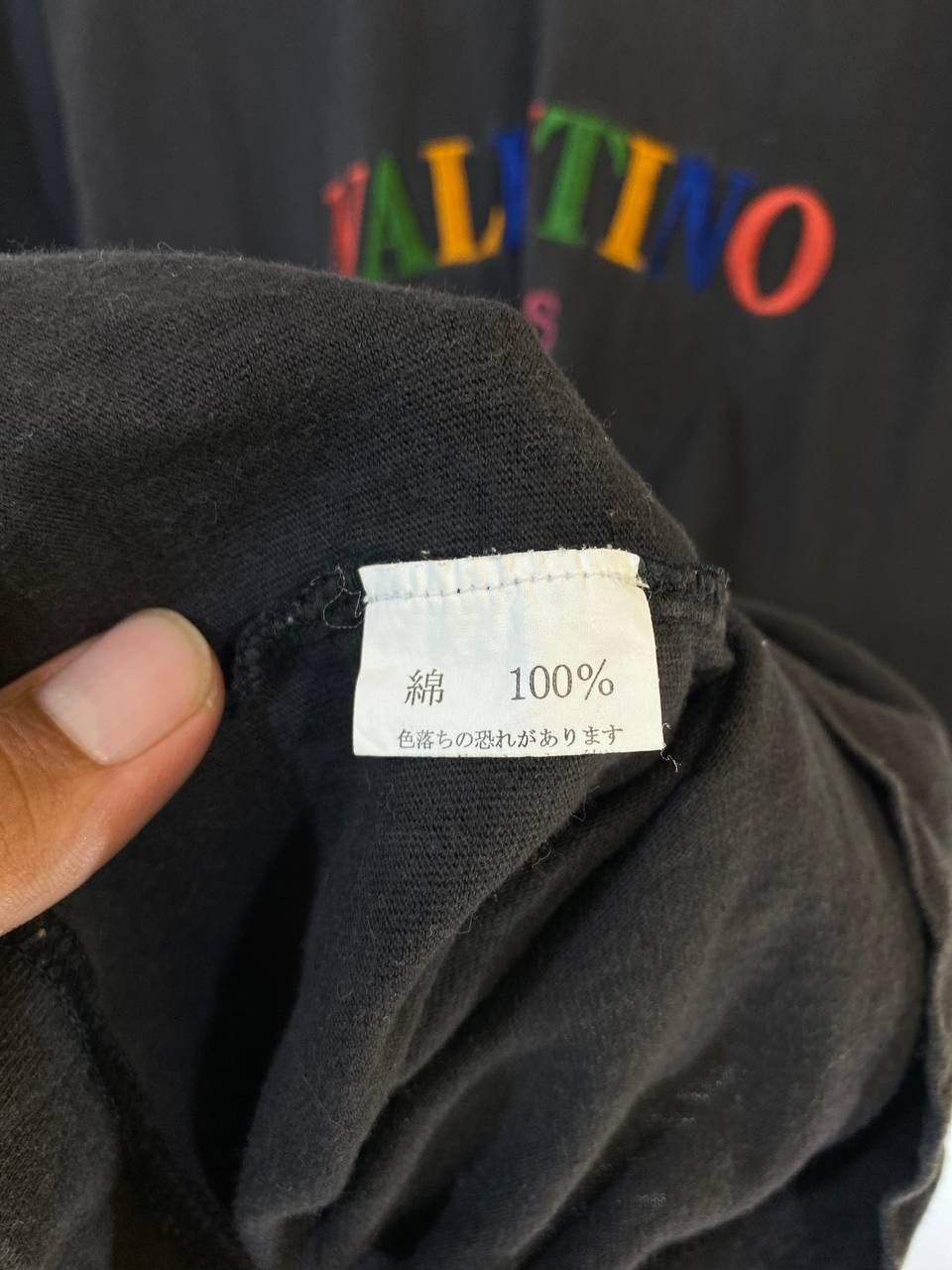 Vintage vintage valentino anies embroided tee nice design Size US M / EU 48-50 / 2 - 4 Thumbnail