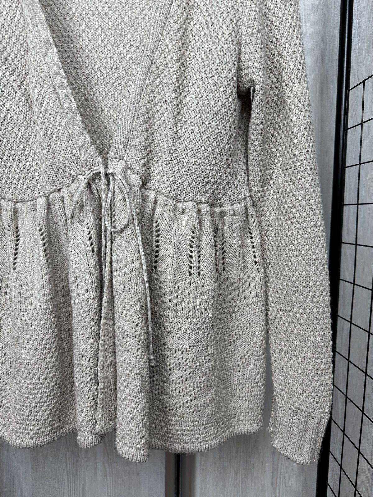 Other Jayko Jayko beige v neck flared knitted cardigan made France Size L / US 10 / IT 46 - 4 Thumbnail