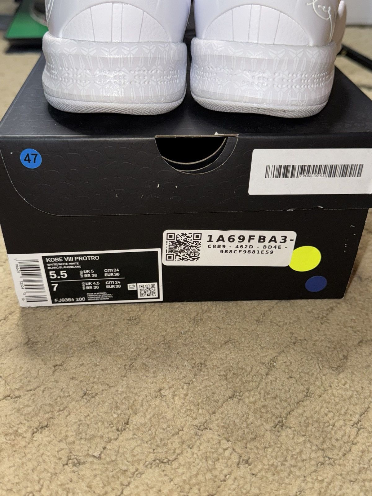 Nike Nike Kobe VIII 8 Protro Halo Size 5.5 Men/Size 7 Women Size US 5.5 / EU 38 - 6 Thumbnail