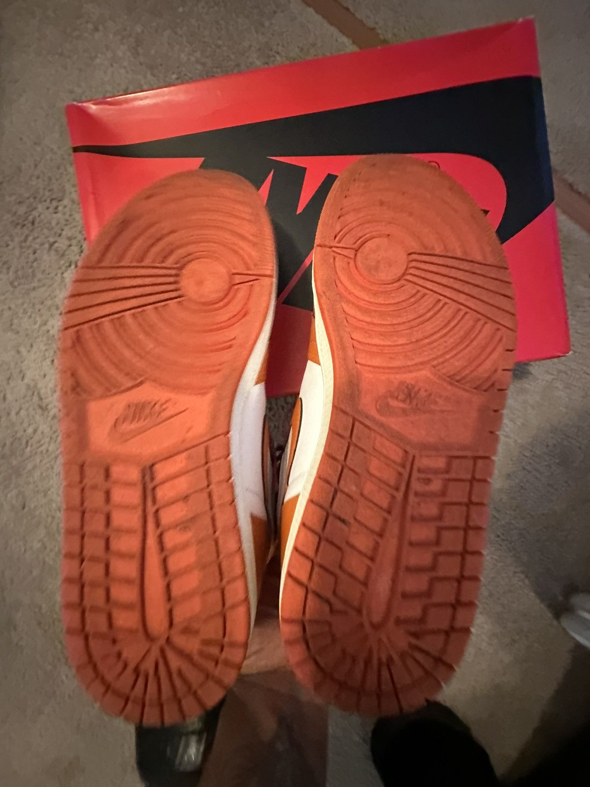 Jordan Brand Star fish Jordan 1 Size US 9 / EU 42 - 8 Thumbnail