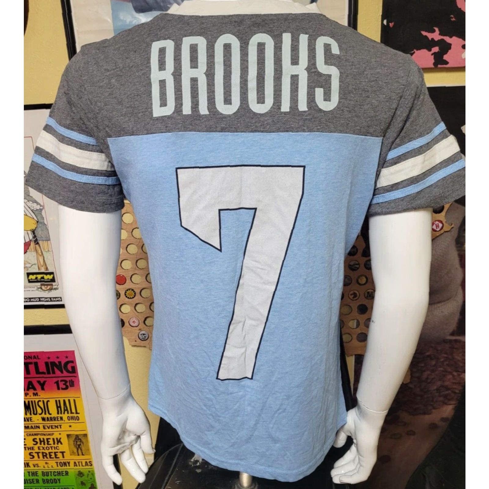 Brooks Womens Garth Brooks Stadium Tour Concert Jersey Shirt XL Blue 90s Music Country T-Shirt Womens Size XL / US 12-14 / IT 48-50 - 4 Thumbnail