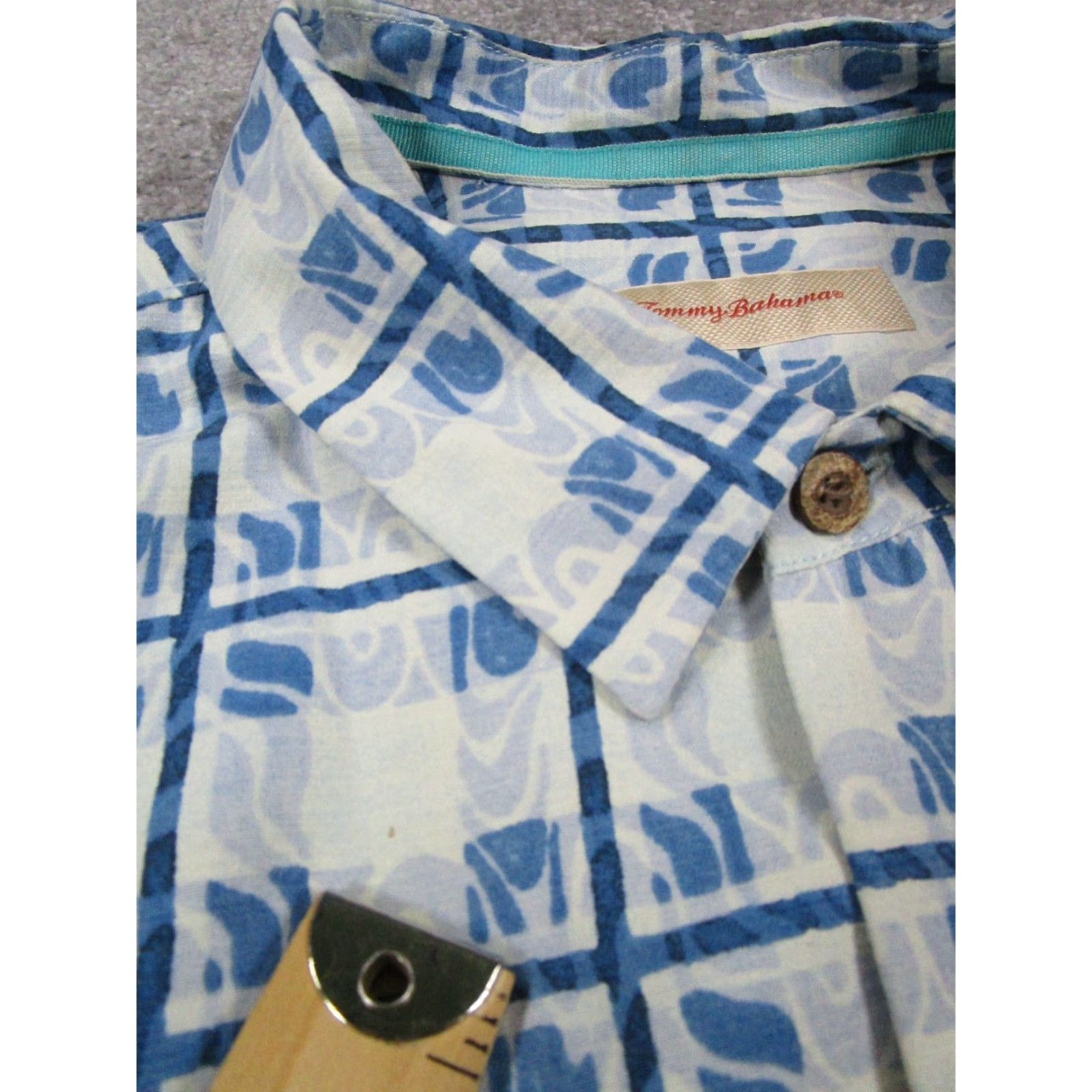 Tommy Bahama Tommy Bahama Shirt Mens 2XL Blue Silk Button-Up Collar Spread Short Sleeve Geometric Pattern Size US XXL / EU 58 / 5 - 7 Thumbnail