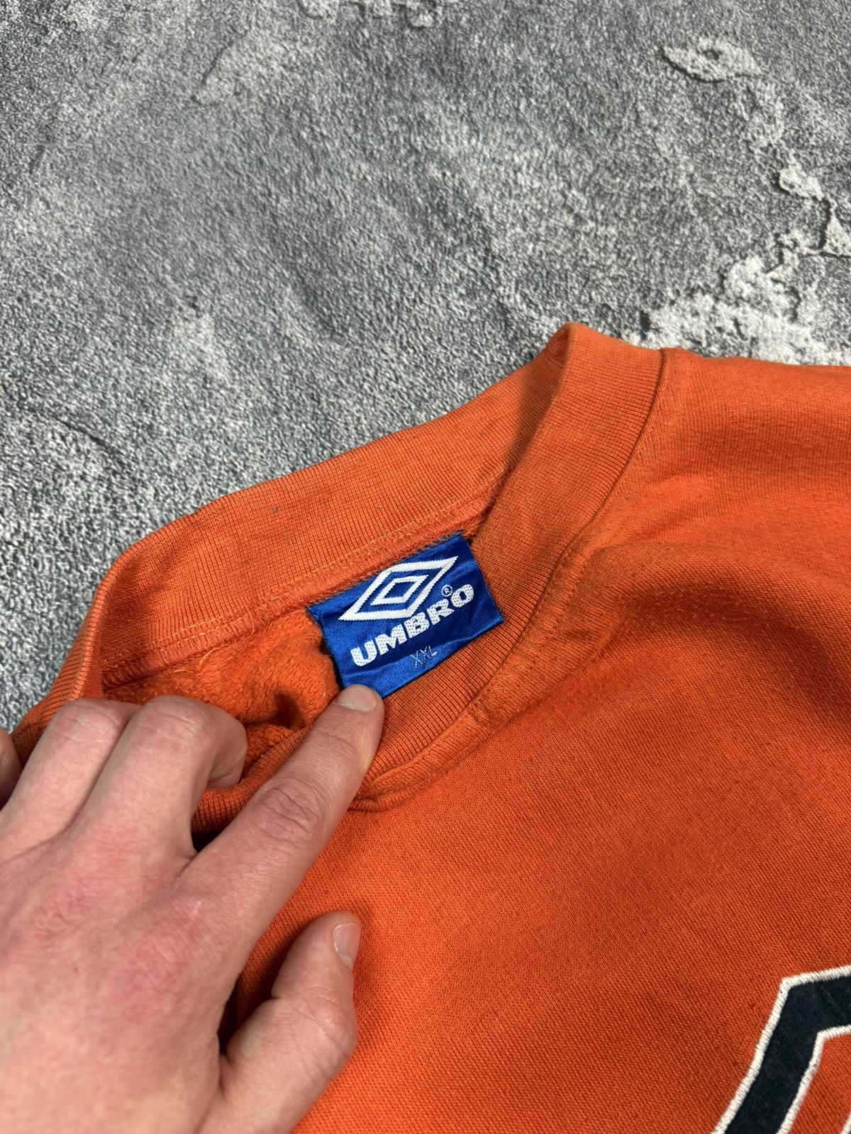 Umbro Vintage 90s Umbro Orange Crewneck Boxy Fit Spell Out Sweat Size US XXL / EU 58 / 5 - 5 Thumbnail