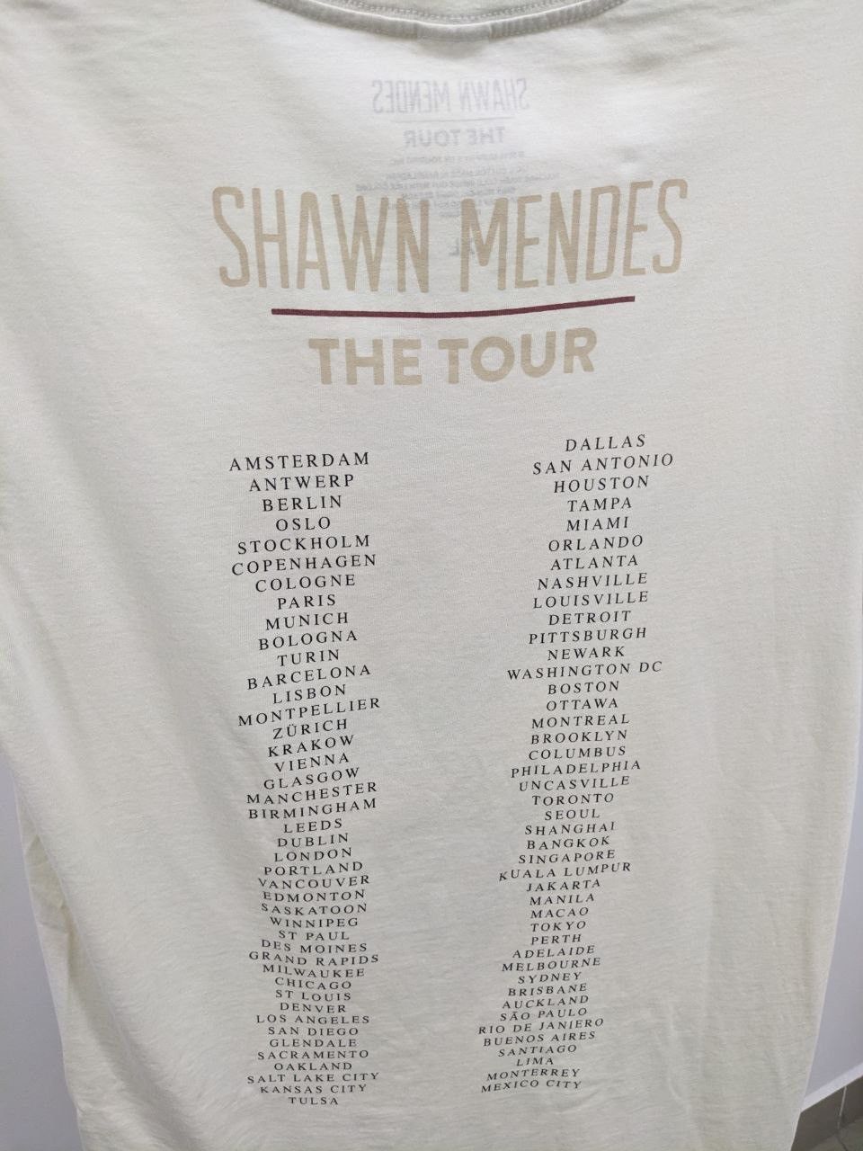 Band Tees SHAWN MENDES THE TOUR 2019 Size US S / EU 44-46 / 1 - 4 Thumbnail