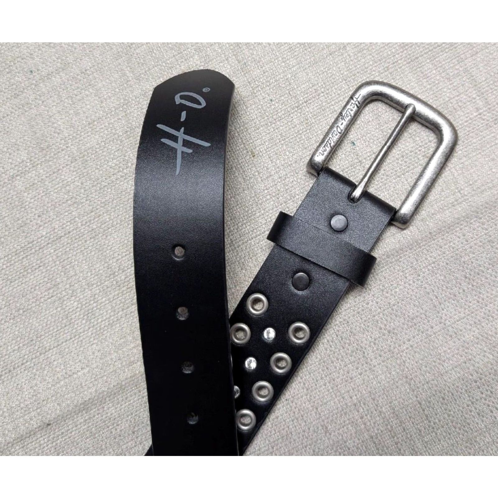 Harley Davidson Harley-Davidson belt buckle Studded black leather 32 rhinestone Y2K motorcycle Belt Unisex Adults Adult 32 Black Studded 90s Size 32 - 4 Thumbnail