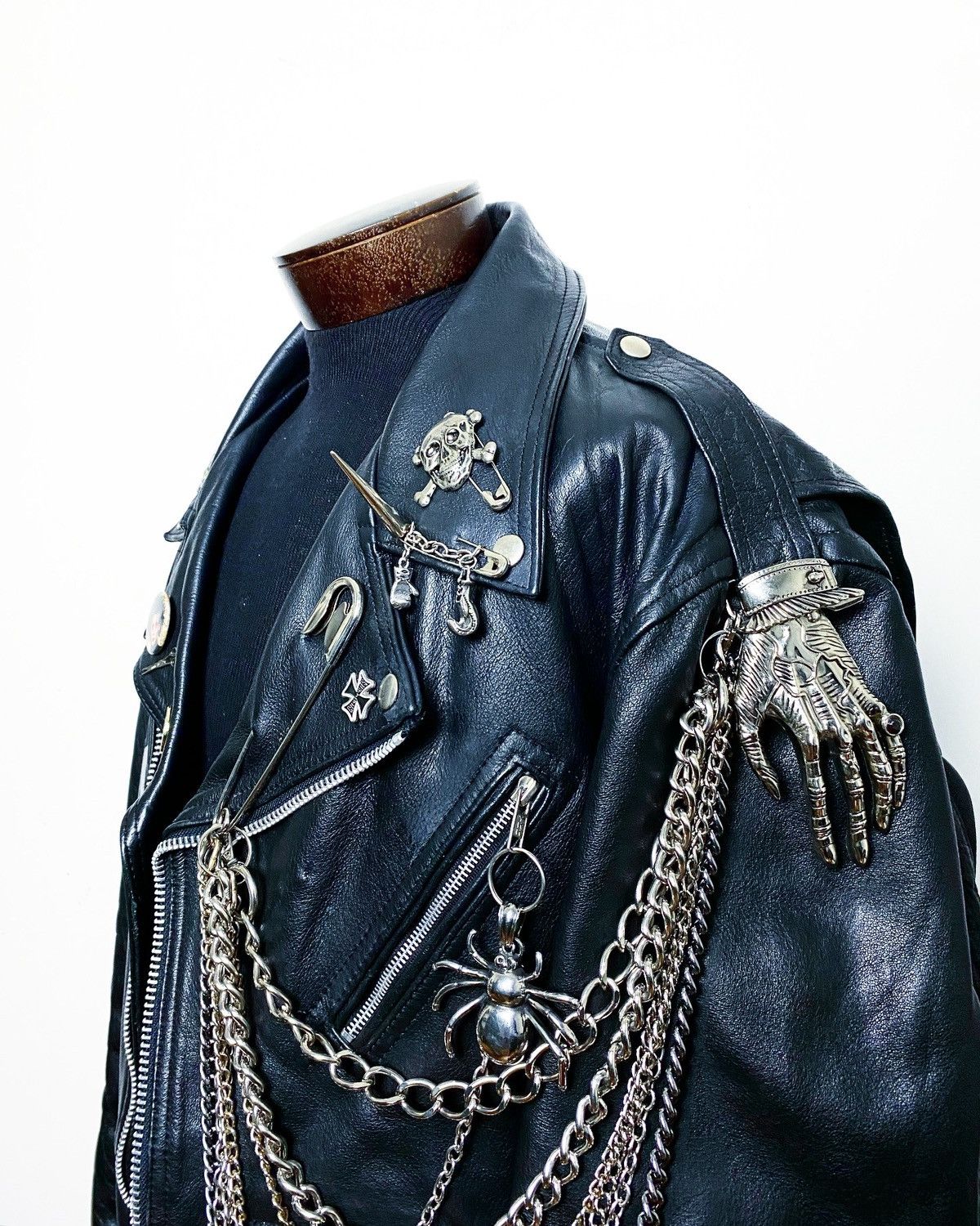 Art Comes First BLACK FLAG CUSTOM BLACK LEATHER BIKE PUNK GOTH 666 JACKET Size US XXL / EU 58 / 5 - 7 Thumbnail