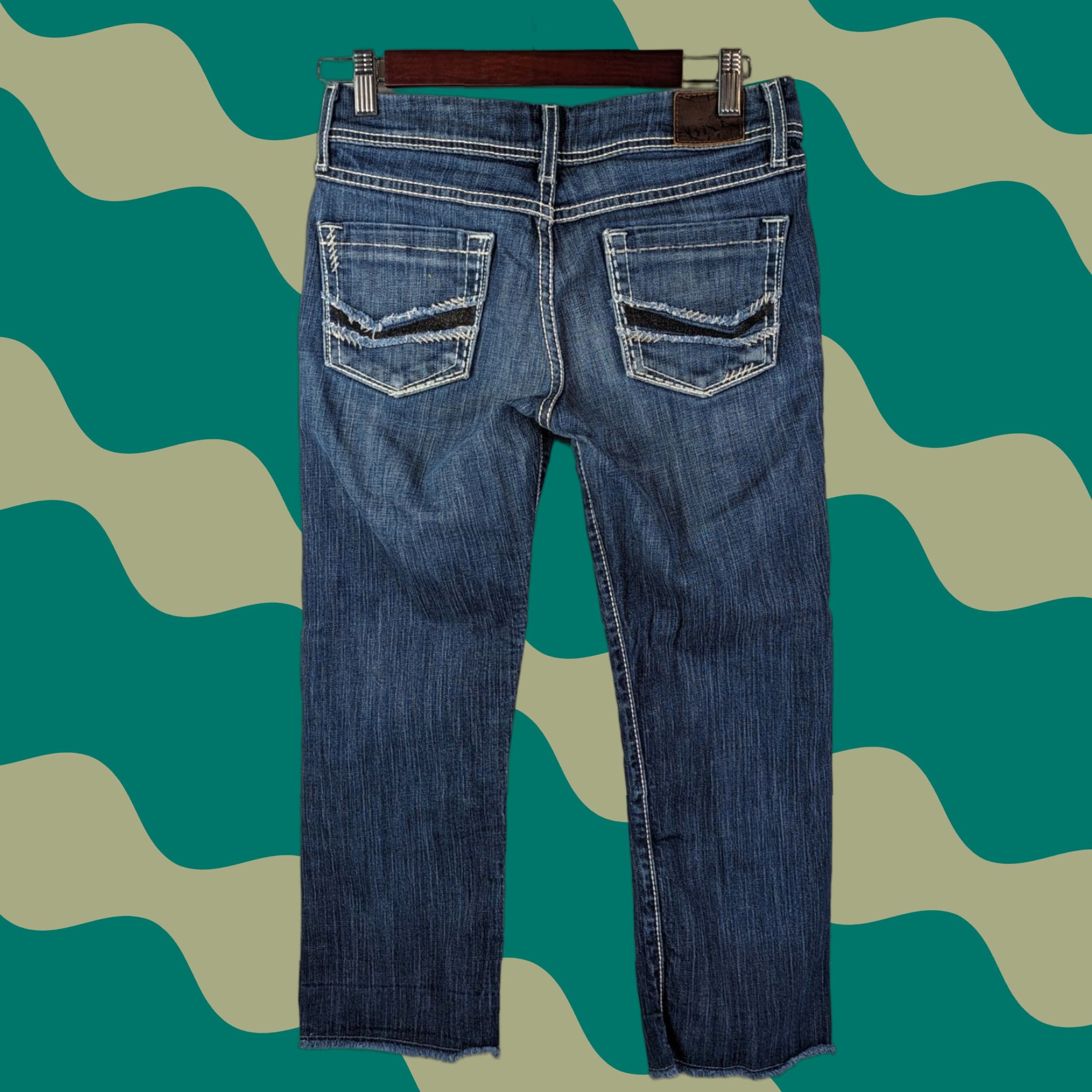 Vintage BKE Buckle Jeans Blue Addison Crop Raw Hem Low Rise Dark Wash Stretch Womens 26 Denim Regular 5-Pocket Size 26" / US 2 / IT 38 - 1 Thumbnail