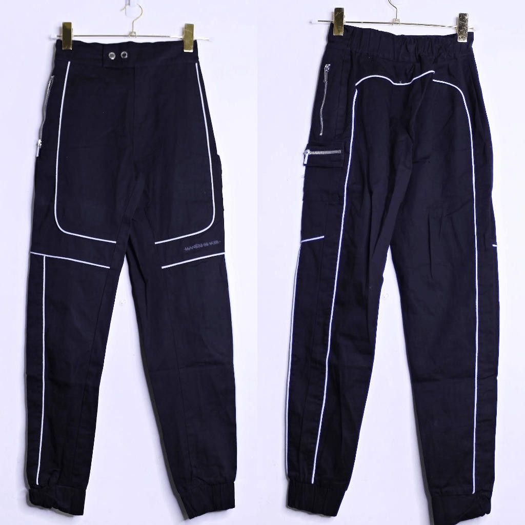 Maniere De Vior Maniere De Voir Black High Waist Cargo Pants - US 4 Size 28" / US 6 / IT 42 - 1 Thumbnail