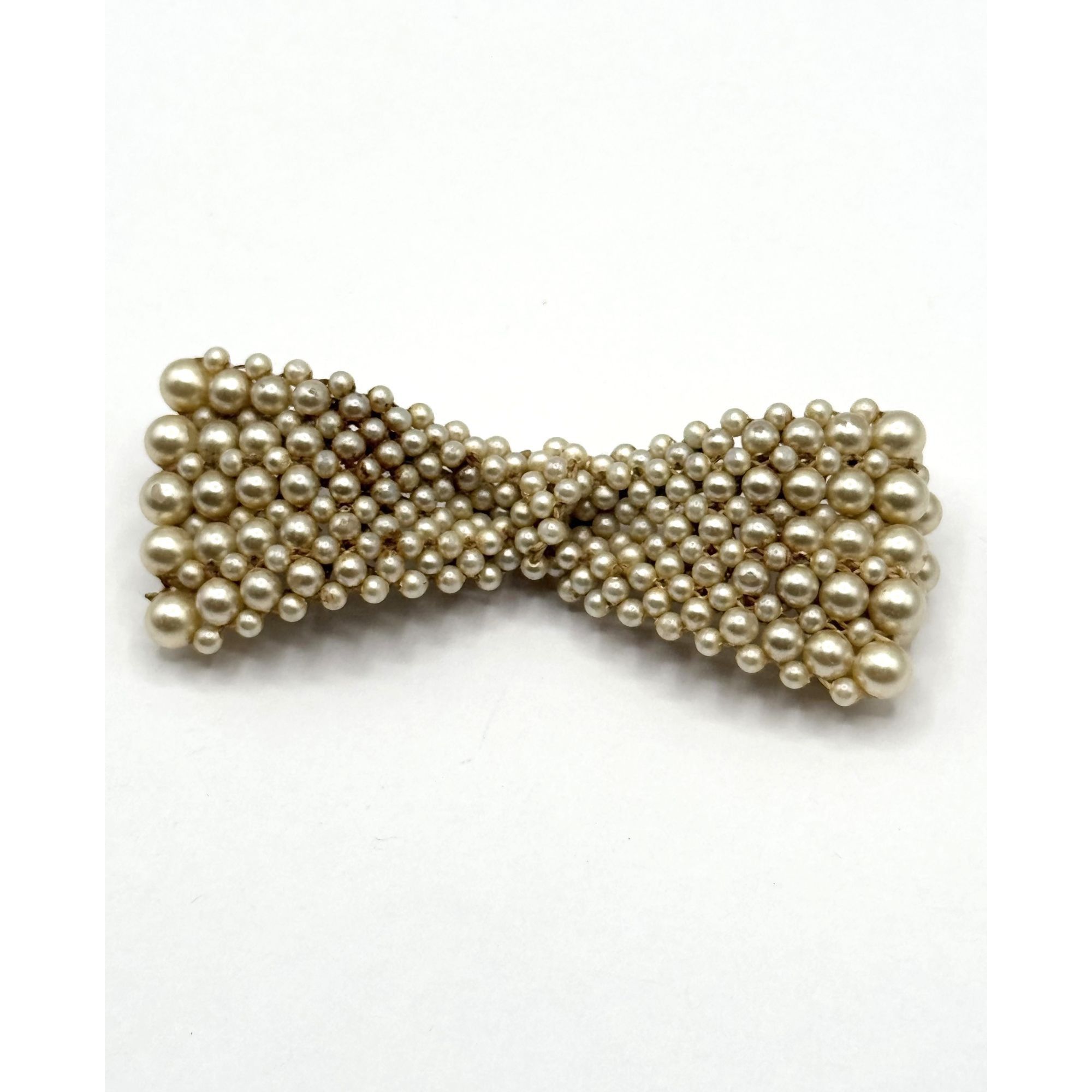 Vintage Estate hand beaded faux pearl filigree bow brooch pin Size ONE SIZE - 1 Thumbnail