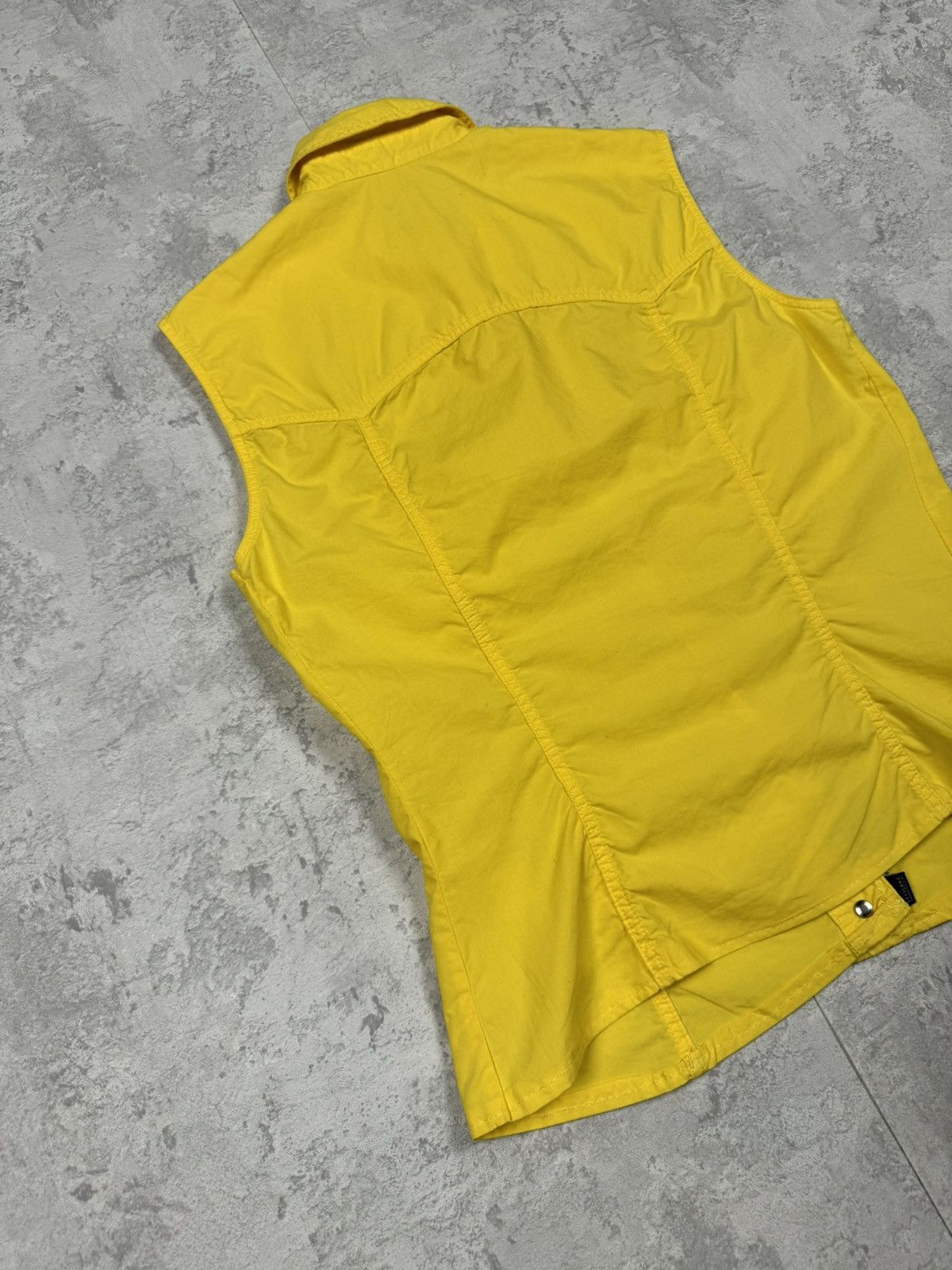 Versace Vintage Versace Jeans Couture Y2K Vest Sleeveless Size S Size S / US 4 / IT 40 - 7 Thumbnail