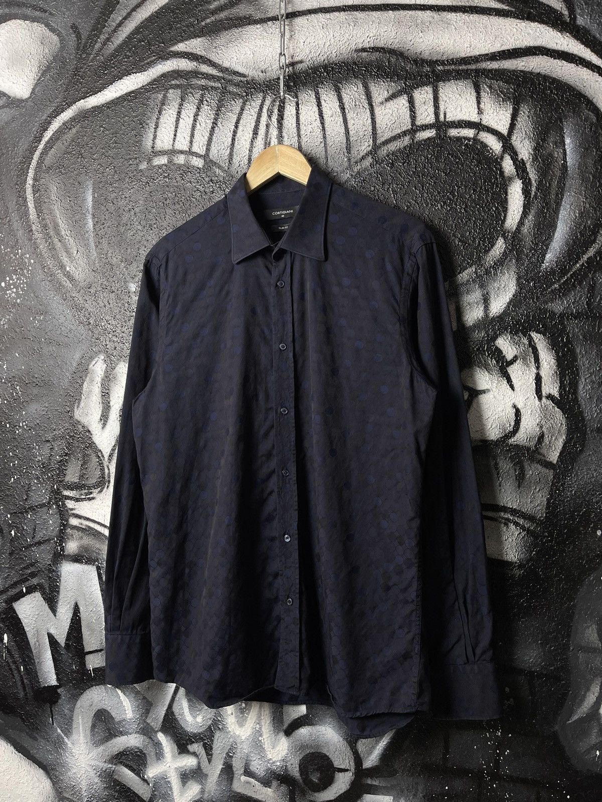 Cortigiani Cortigiani Slim Fit Luxury Button Up Shirt Men’s Size 40 Size US L / EU 52-54 / 3 - 1 Thumbnail