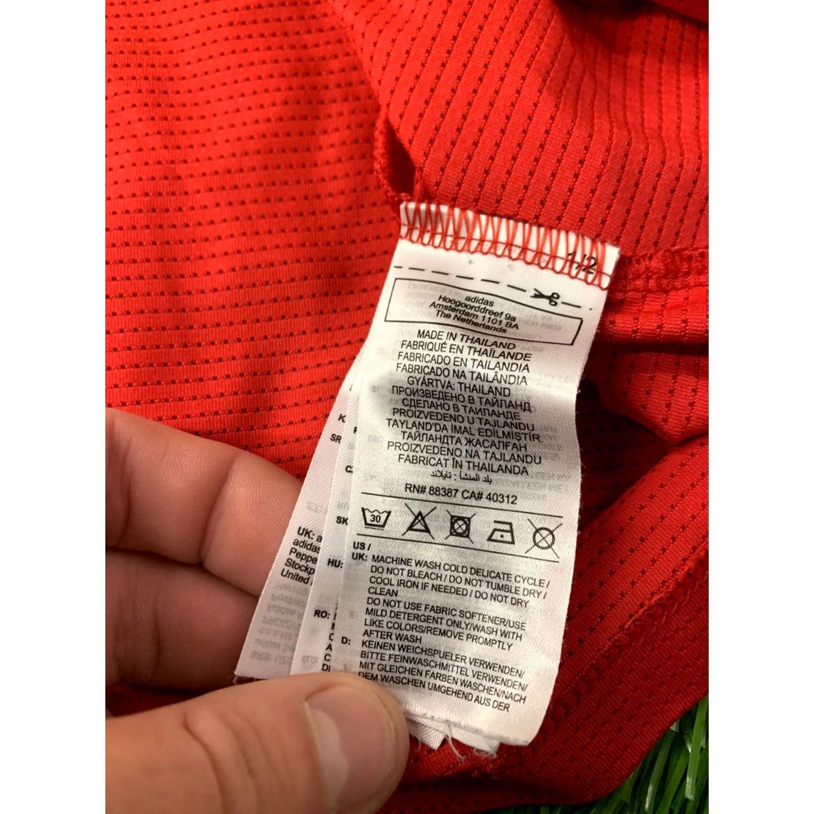 Adidas ADIDAS PERFORMANCE KENT AEROREADY 2021 TRAINING MEN SHIRT JERSEY ORIGINAL SIZE M Red Adult M Shirt Mens Adidas Performance Running Training Jersey Size US M / EU 48-50 / 2 - 7 Thumbnail