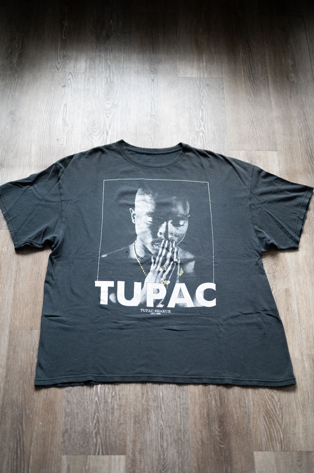 image of Vintage Hip Hop Tupac Shakur Rap T Shirt in Black, Men's (Size XL)