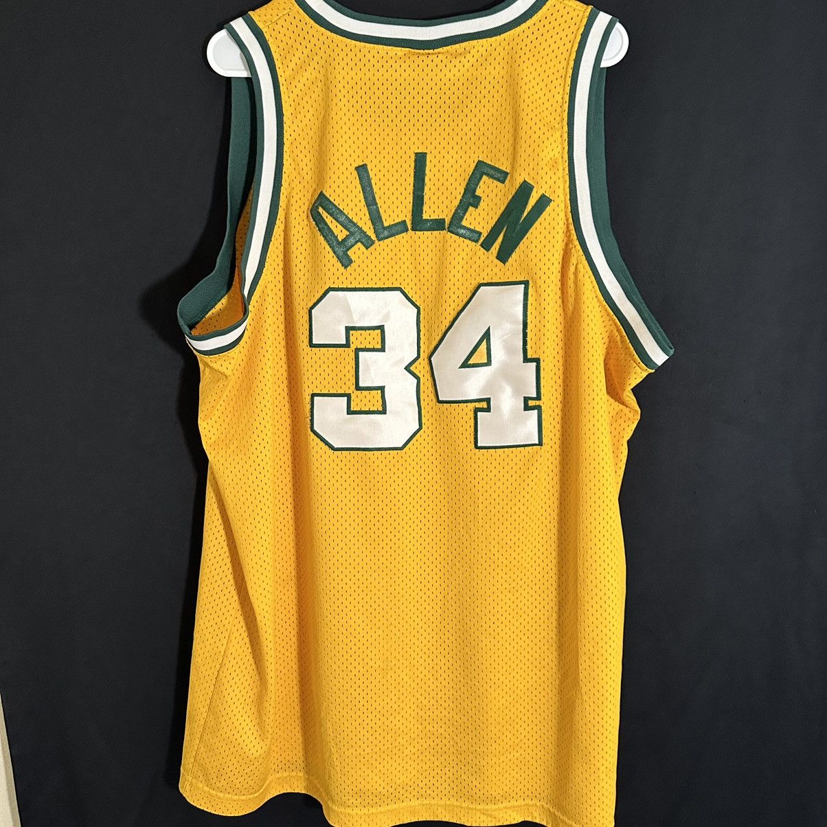 Nike Seattle store Supersonics Ray Allen jersey 2XL