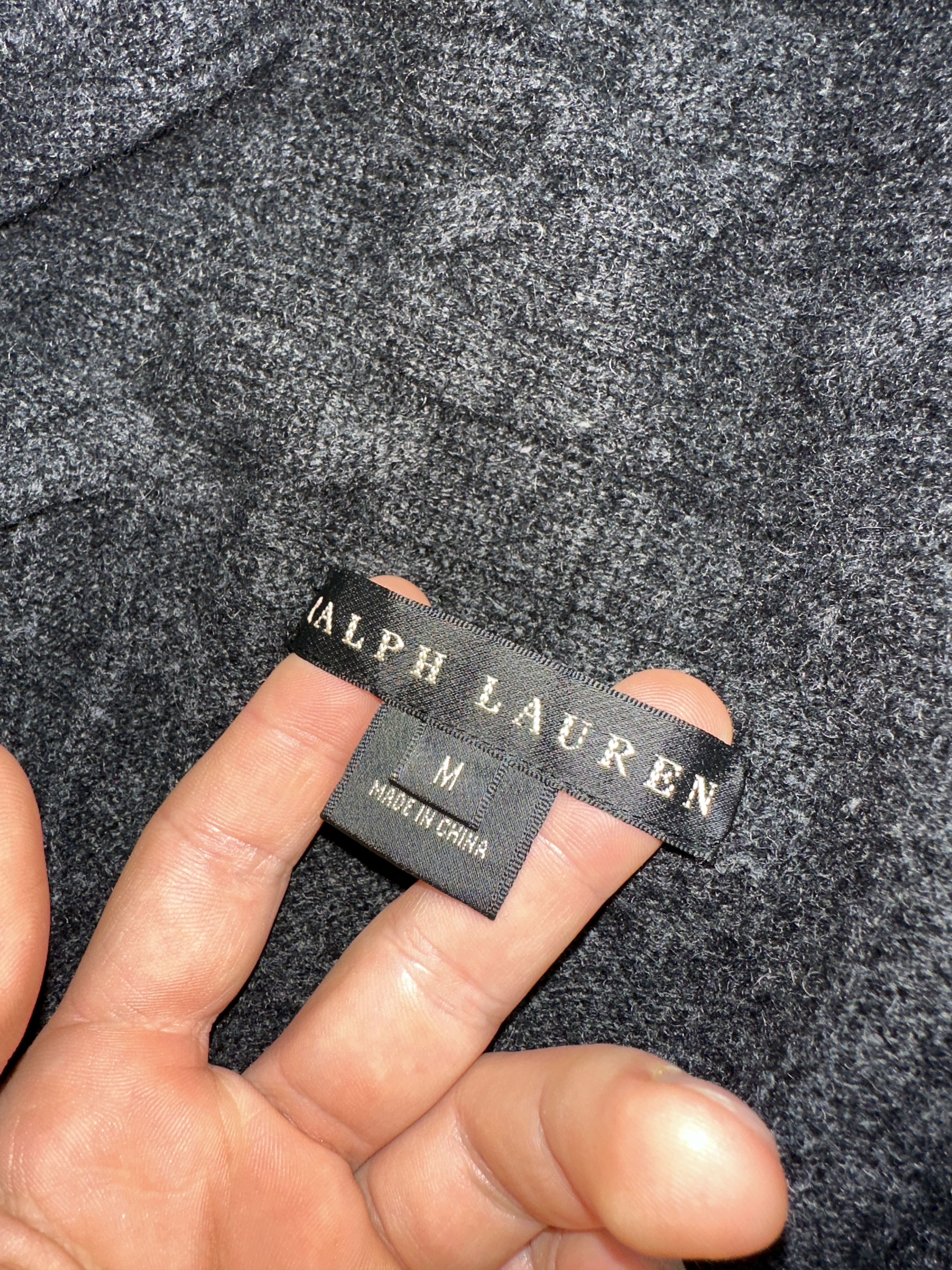 Ralph Lauren Black Label Ralph Lauren Black Label Cashmere Toggle Cardigan Size M Size M / US 6-8 / IT 42-44 - 12 Thumbnail