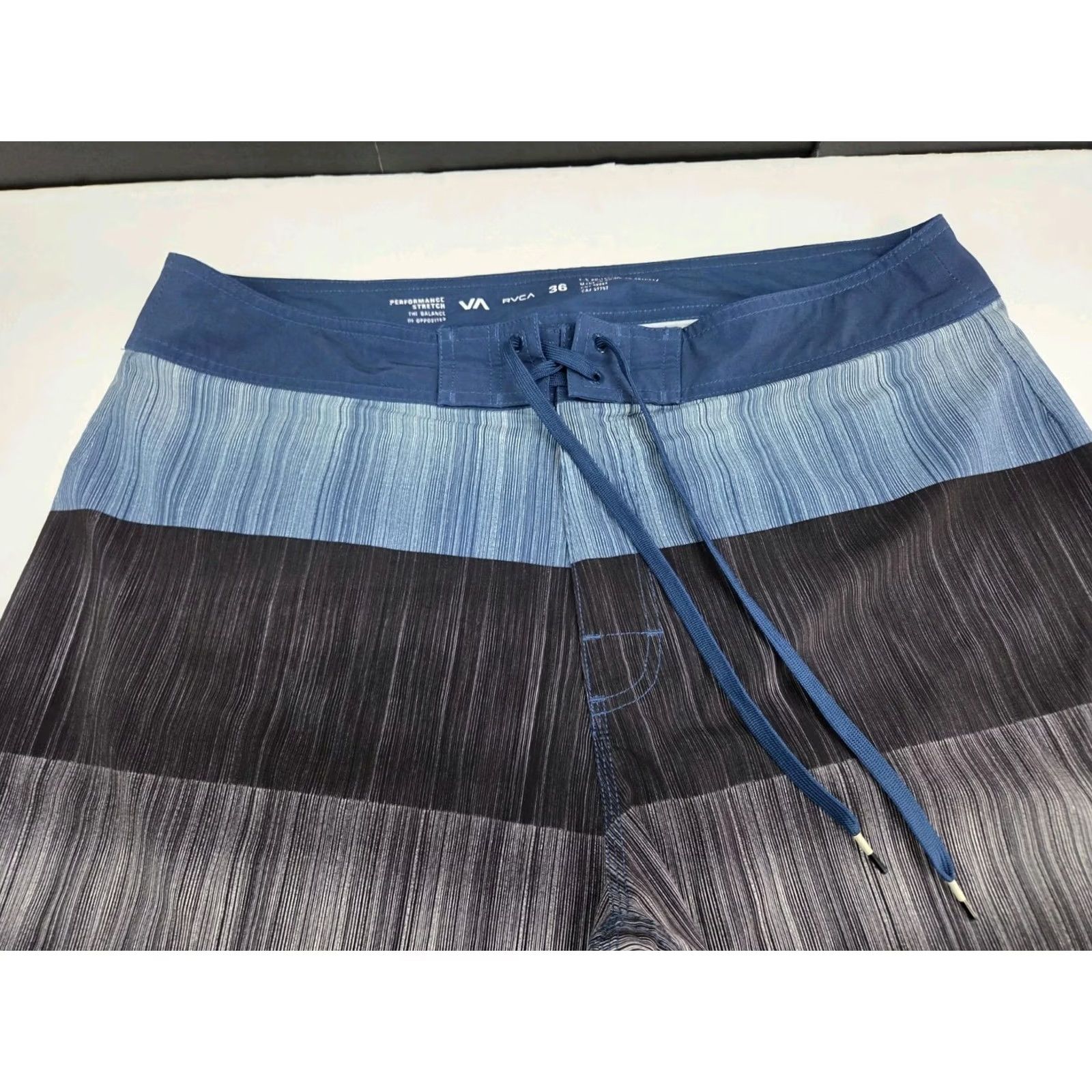 RVCA RVCA Mens Performance Stretch Boardshorts Drawstring Logo Embroidered 36 #8708 Size ONE SIZE - 3 Thumbnail