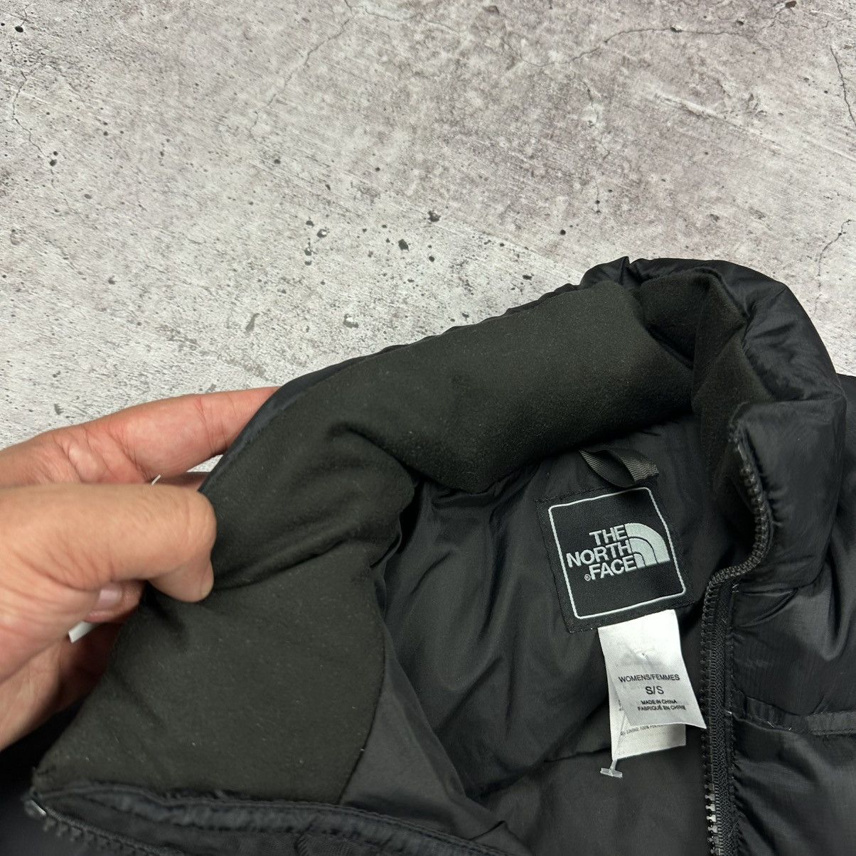 The North Face × Vintage Women's The North Face Nuptse 700 Vintage Down Puffer Jacket Size S / US 4 / IT 40 - 10 Thumbnail