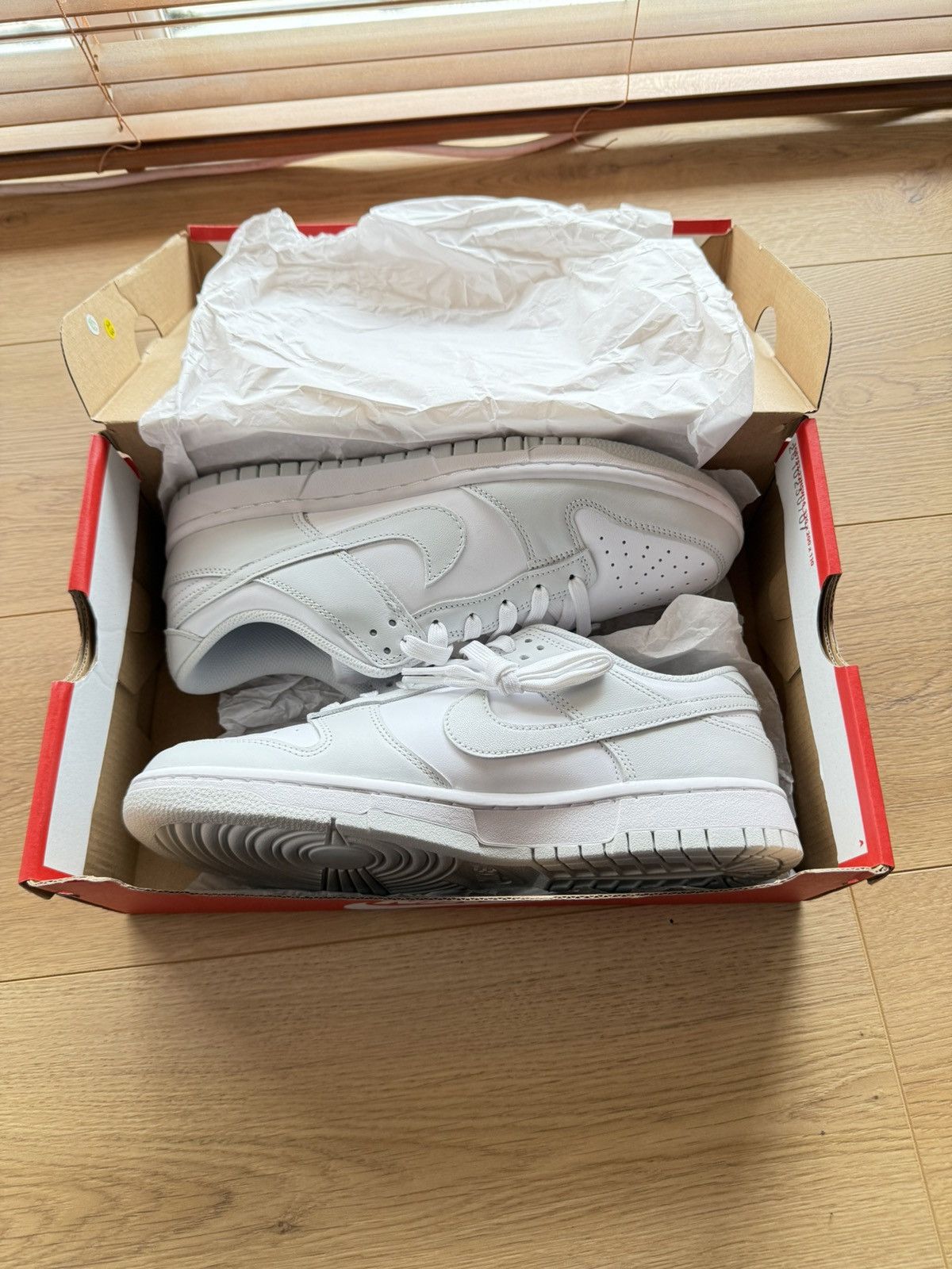 Nike Nike Dunk Low “Photon Dust” Size US 9 / EU 42 - 3 Thumbnail