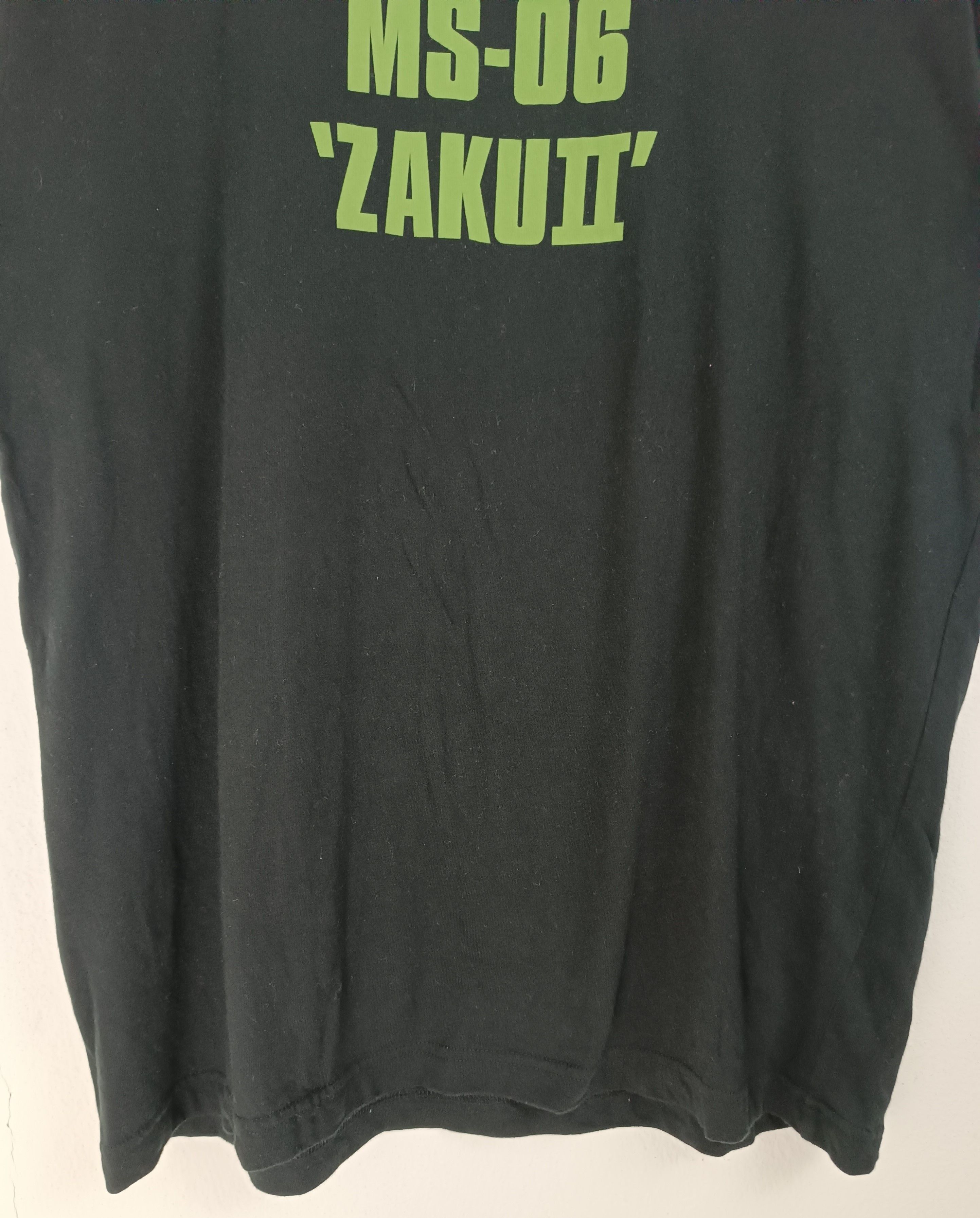 Anime VINTAGE GUNDAM MS-06 'ZAKU II' 40TH ANNIVERSARY TEE Size US L / EU 52-54 / 3 - 7 Thumbnail