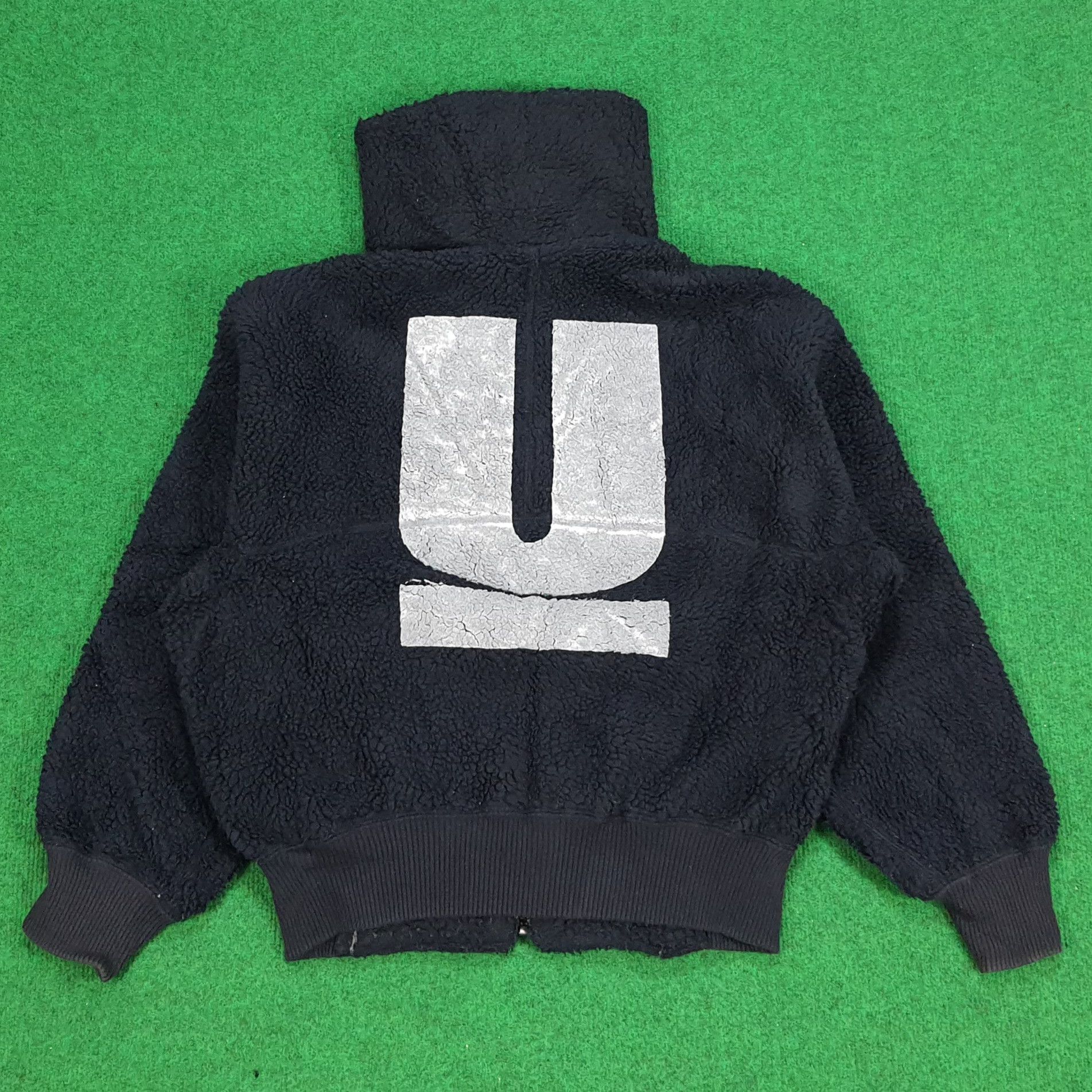 Japanese Brand × Vintage Vintage Uniqlo Custom Logo Winter Fleece Jacket Size US M / EU 48-50 / 2 - 1 Thumbnail