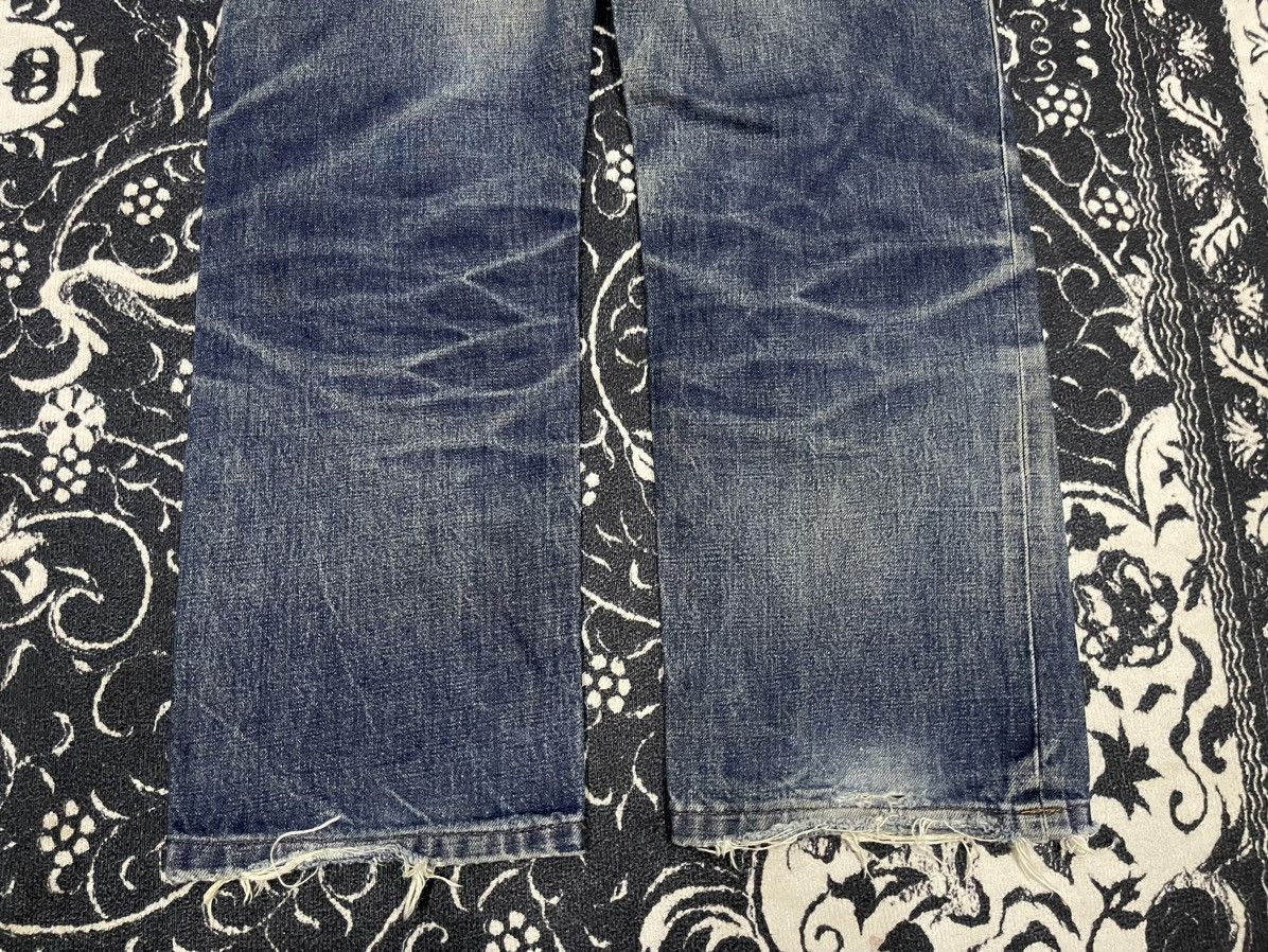 Beauty Beast 90s DRAGON JEANS FLAME POCKET SALVEDGE DISTRESSED Size US 28 / EU 44 - 13 Thumbnail