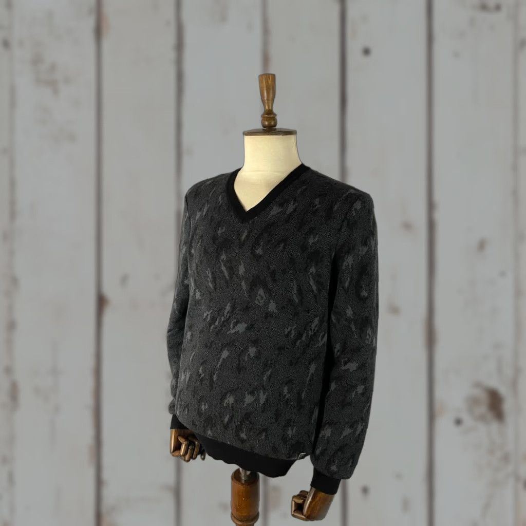 Vintage Versace Collection Mens Sweater XL Black Abstract Print V-Neck Pullover Long Sleeve Regular Fit Knit Logo Pattern Clothing Size US XL / EU 56 / 4 - 1 Thumbnail