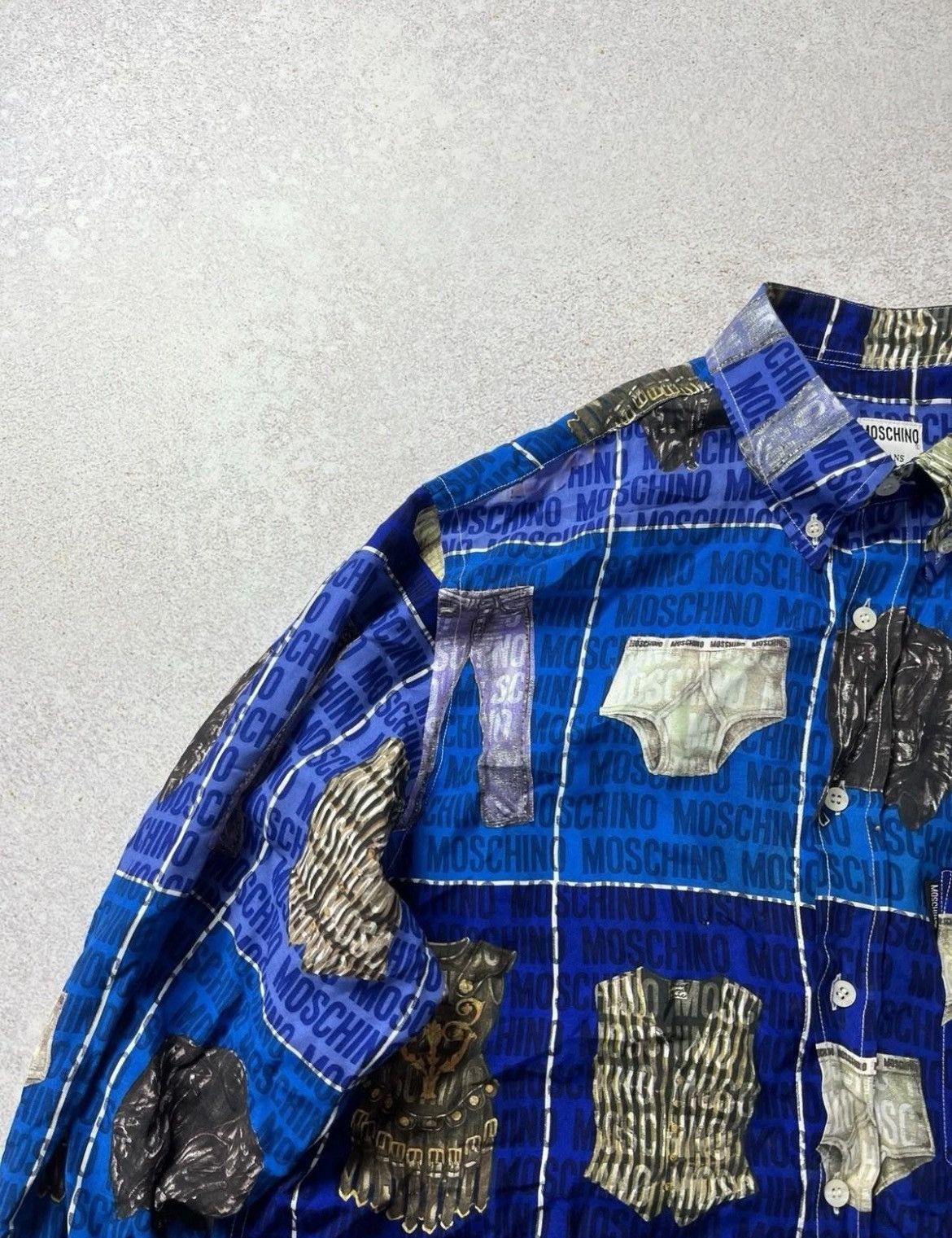 Moschino Vintage Moschino Jeans 1996 Clothes Print Shirt Size US XL / EU 56 / 4 - 3 Thumbnail