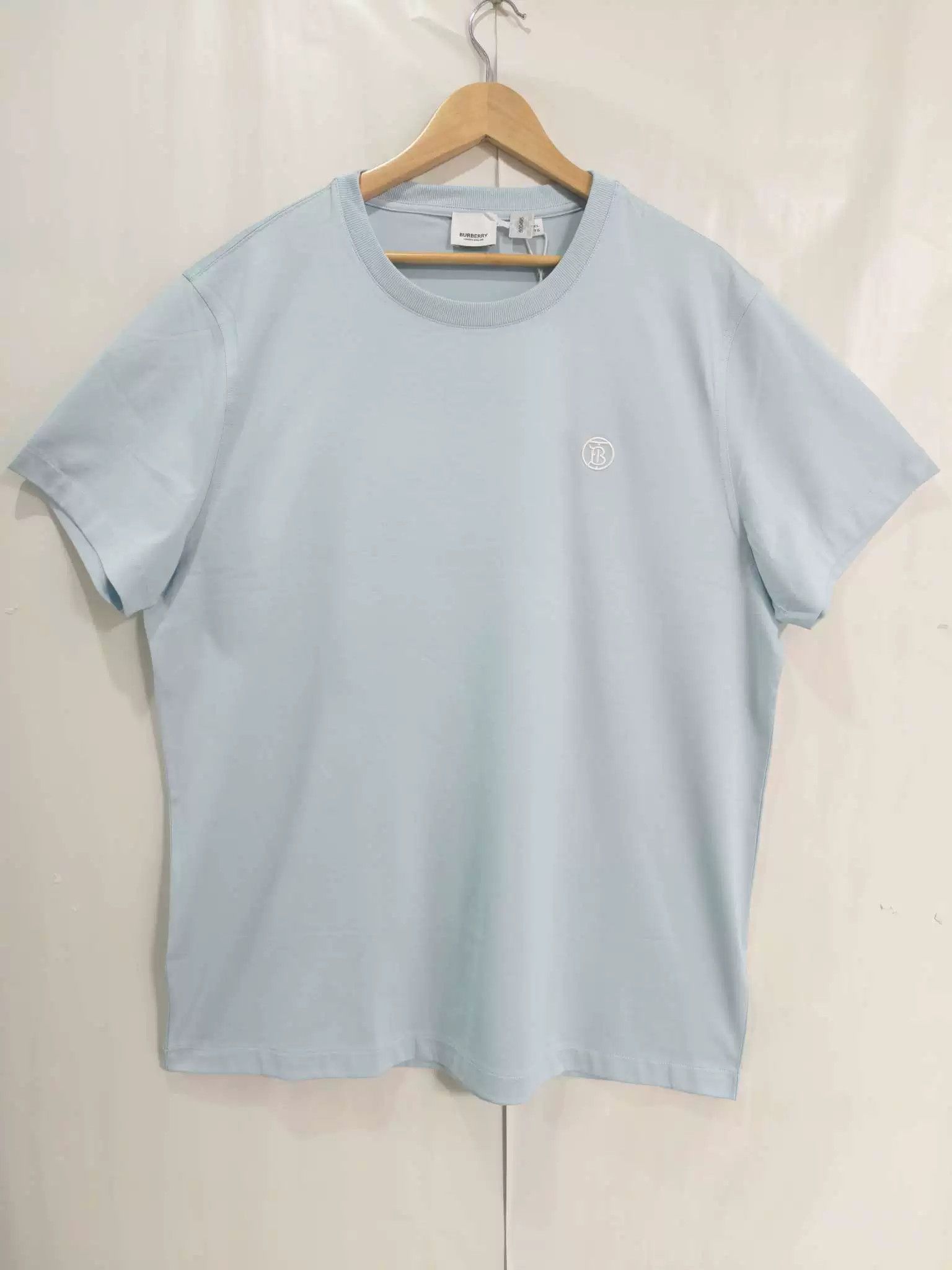 Burberry Burberry Round Neck Embroidered T-shirt Size US XXL / EU 58 / 5 - 1 Thumbnail