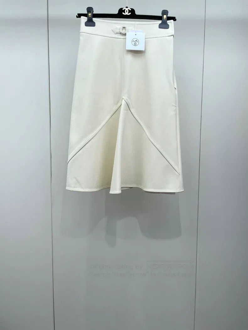 Hermes Hermes Off-White Semi-Skirt Size 42" / US 20 - 1 Thumbnail